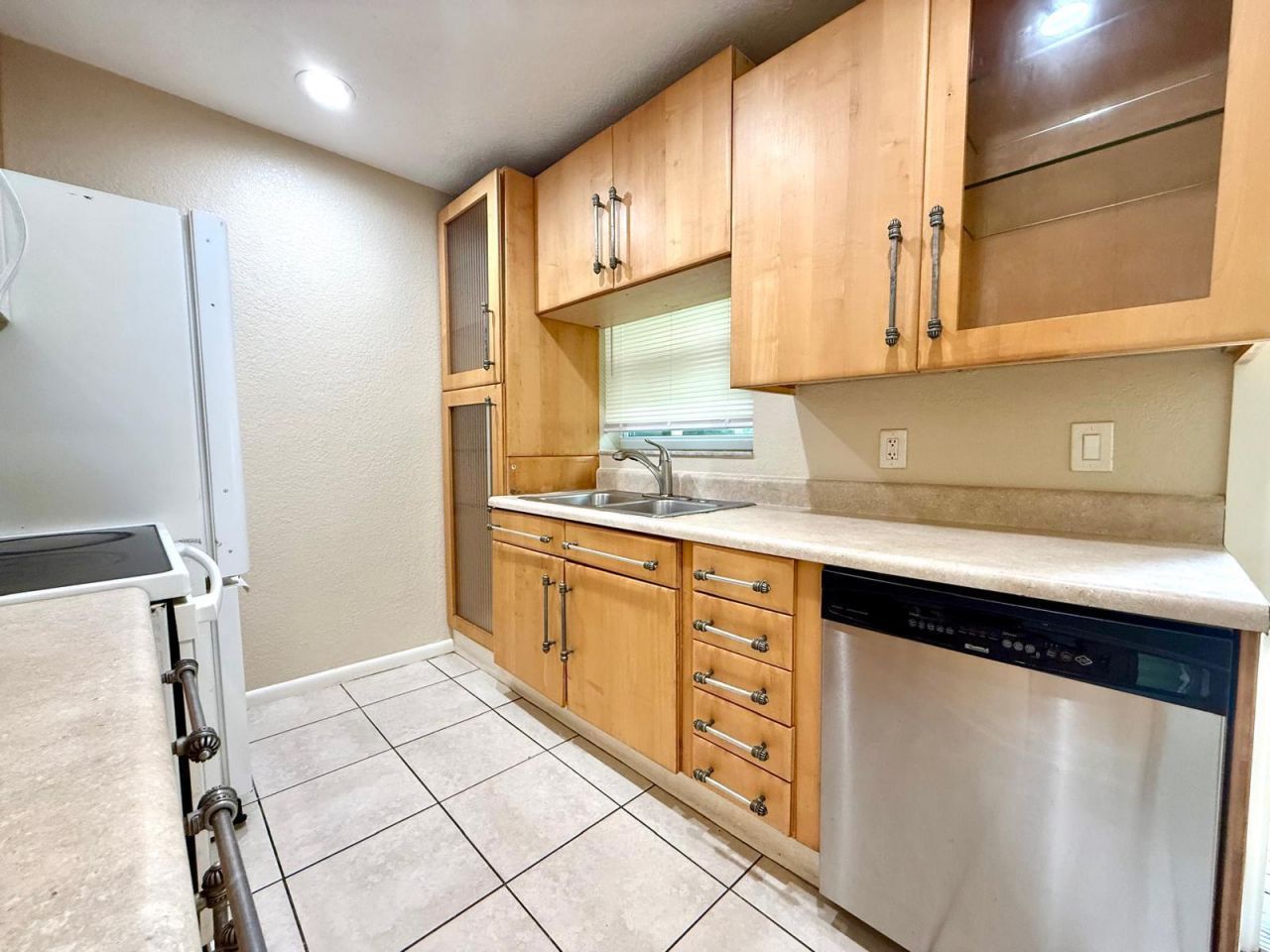 8746 Sunset Drive, Palm Beach Gardens, FL 33410 Photo