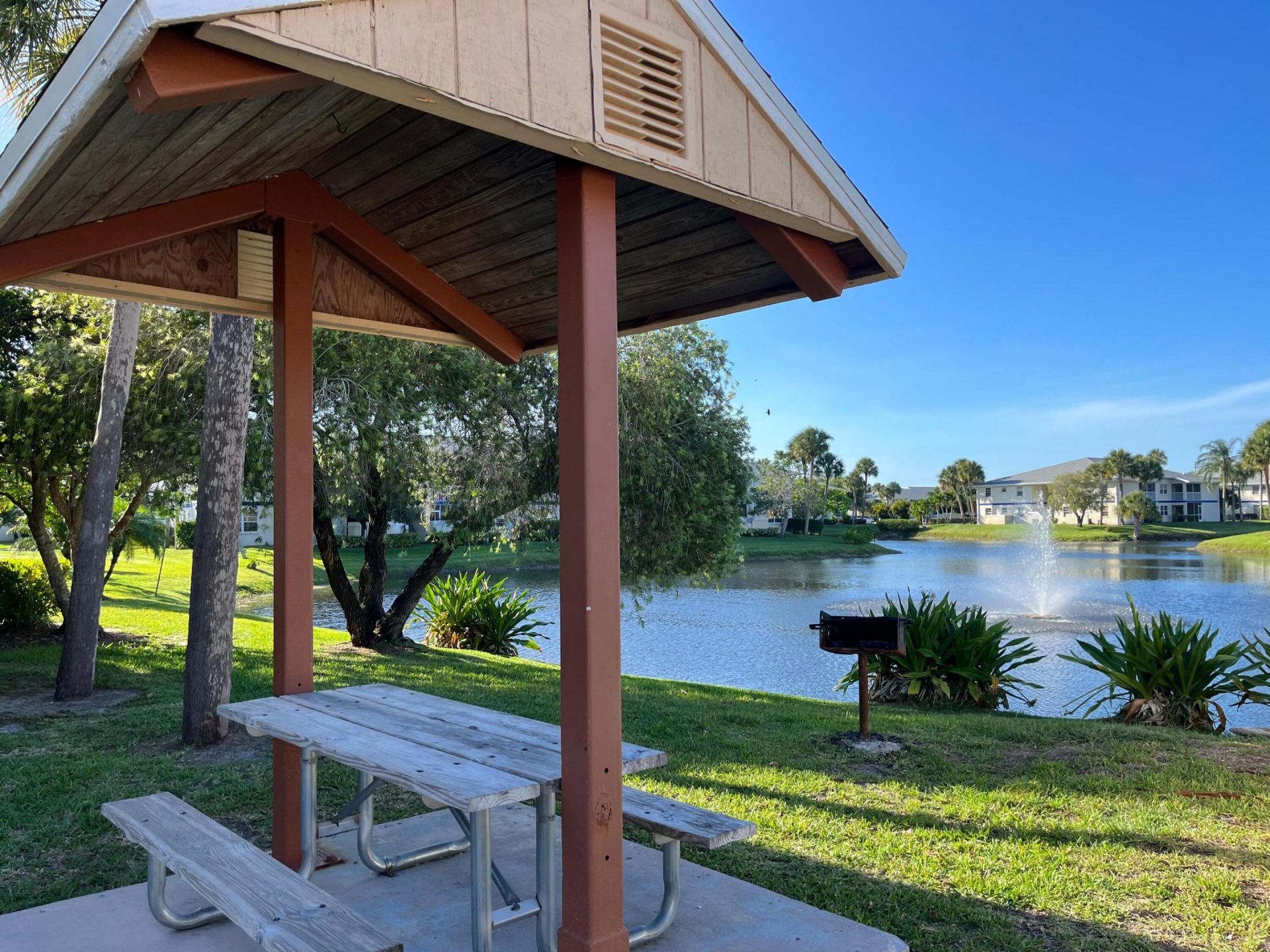 1533 SE Royal Green Circle, Port Saint Lucie, FL 34952 Photo