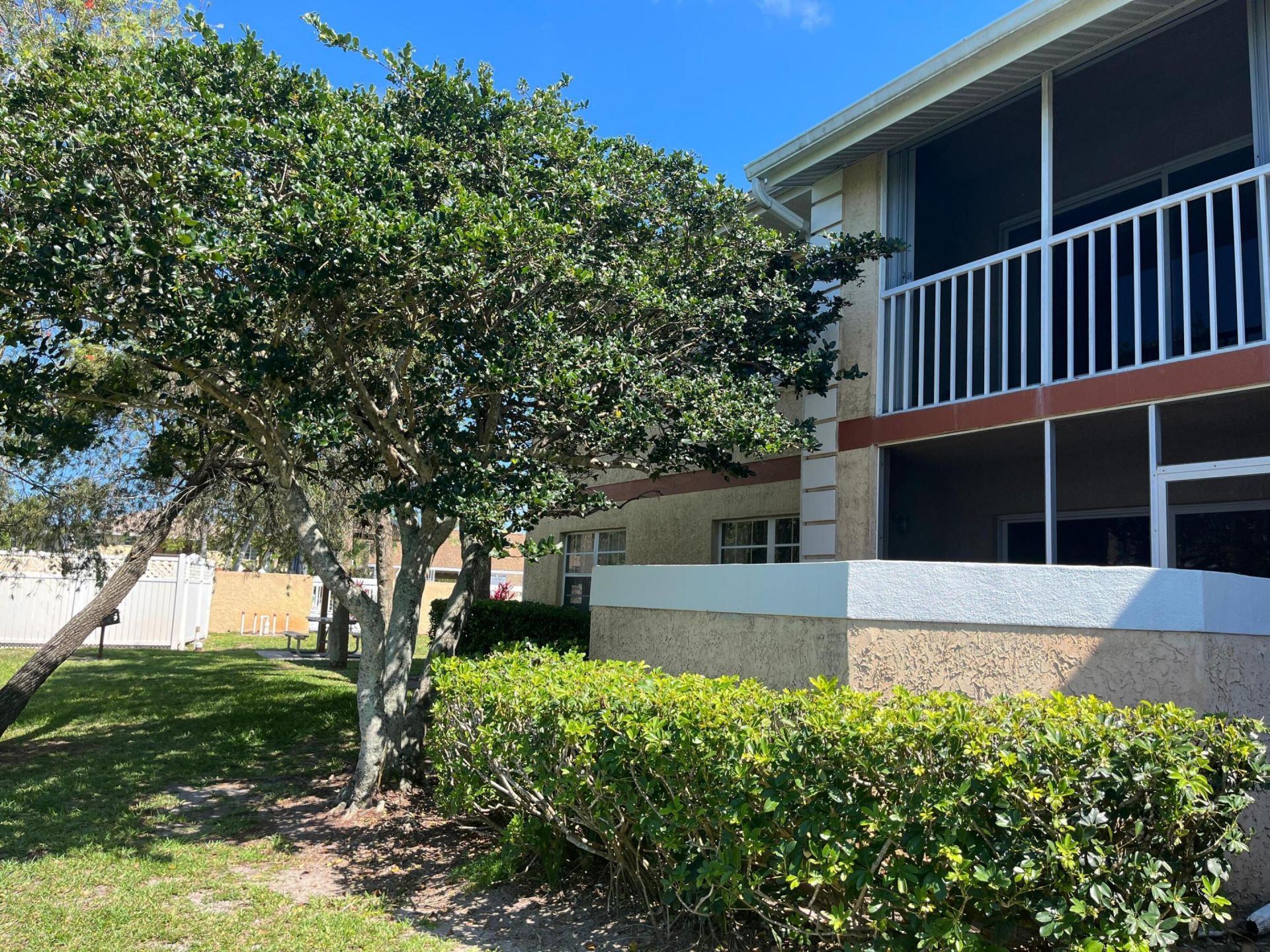 1533 SE Royal Green Circle, Port Saint Lucie, FL 34952 Photo