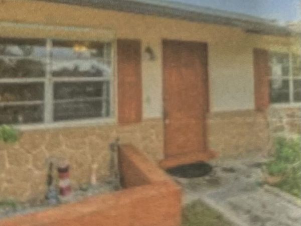 3945 Chapel Street, West Palm Beach, FL 33403