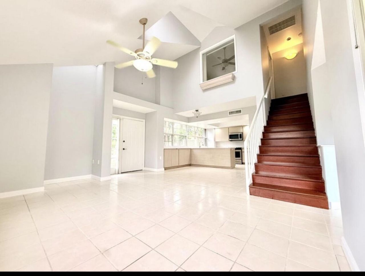 8111 Northboro Court, Unit 11b, Lake Clarke Shores, FL 33406 Photo