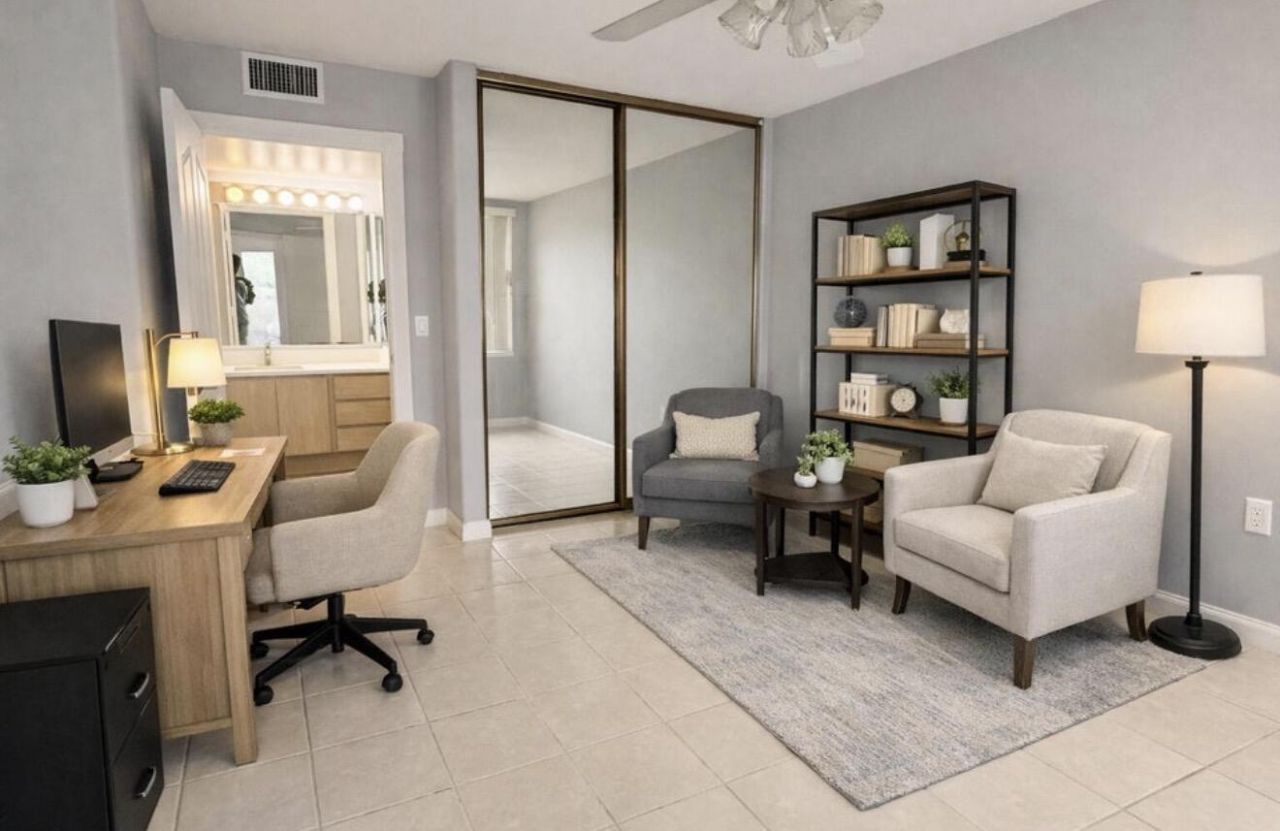 8111 Northboro Court, Unit 11b, Lake Clarke Shores, FL 33406 Photo