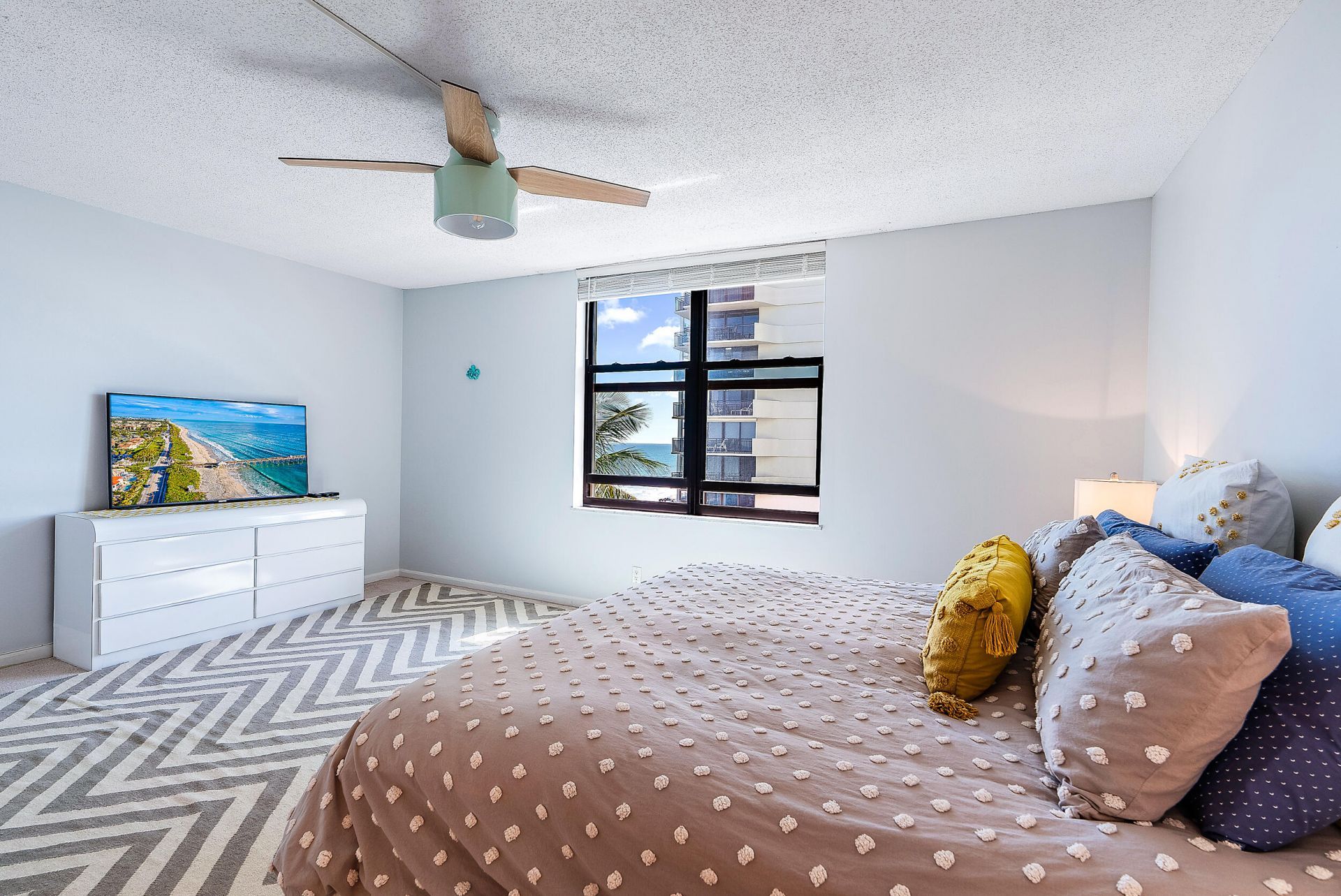 5480 N Ocean Drive, Unit A5b, Singer Island, FL 33404 Photo