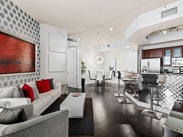 403 S Sapodilla Avenue, Unit 806, West Palm Beach, FL 33401