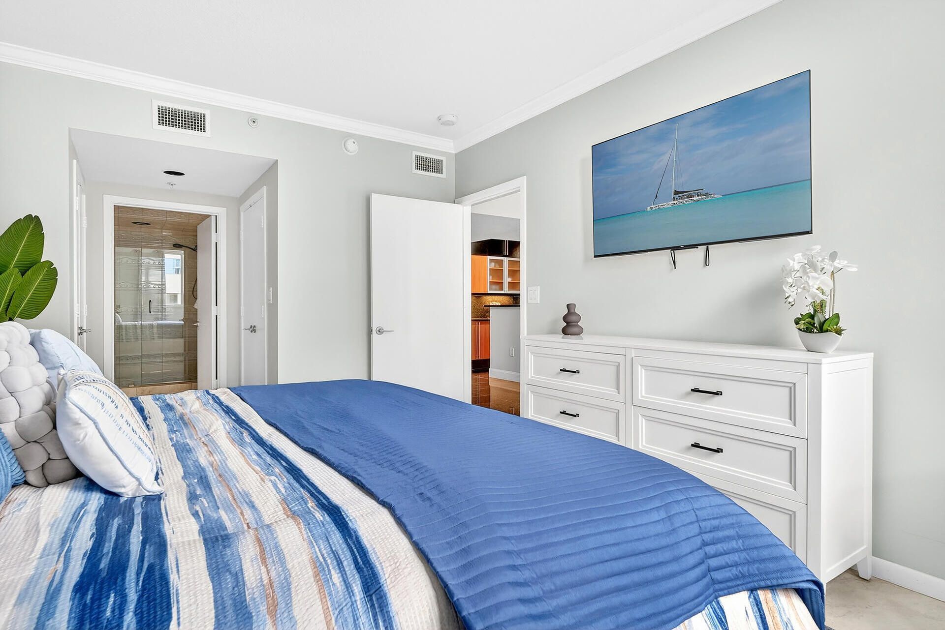 1551 N Flagler Drive, Unit 916-917, West Palm Beach, FL 33401 Photo