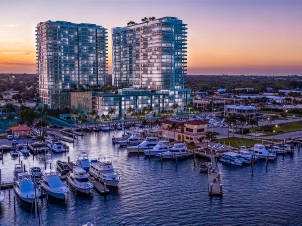 220 Lake Shore Drive, Unit 1401, Lake Park, FL 33403