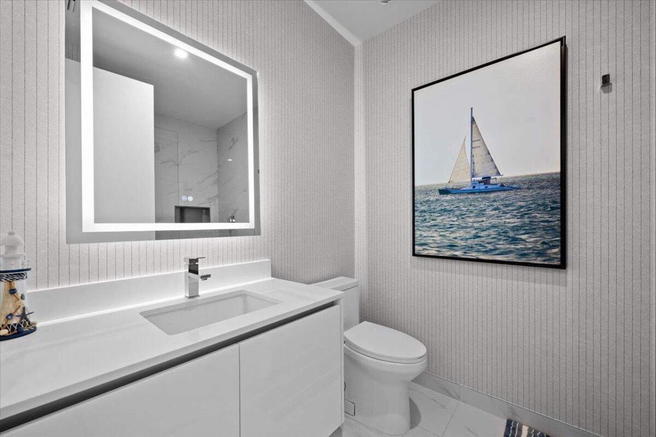 220 Lake Shore Drive, Unit 1401, Lake Park, FL 33403 Photo