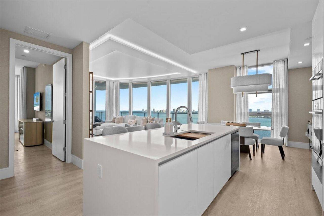 220 Lake Shore Drive, Unit 1401, Lake Park, FL 33403 Photo