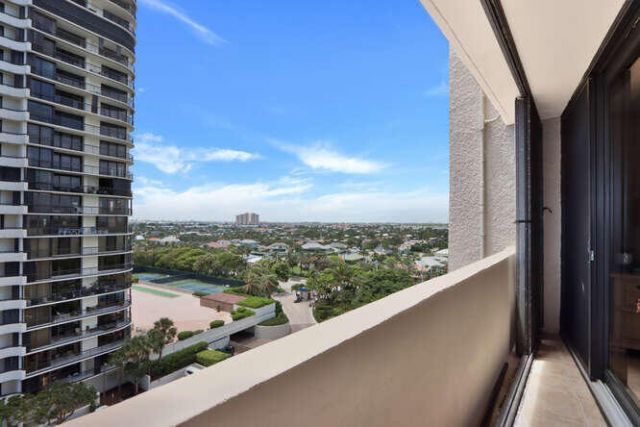 4200 N Ocean Drive, Unit 2-903, Singer Island, FL 33404 Photo