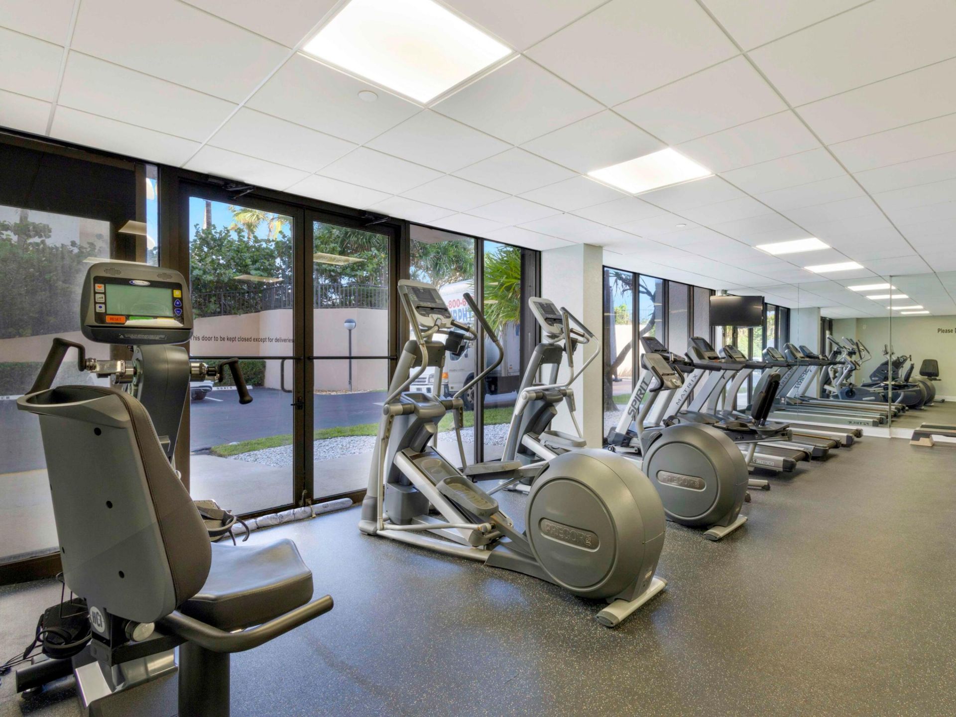 4200 N Ocean Drive, Unit 2-903, Singer Island, FL 33404 Photo