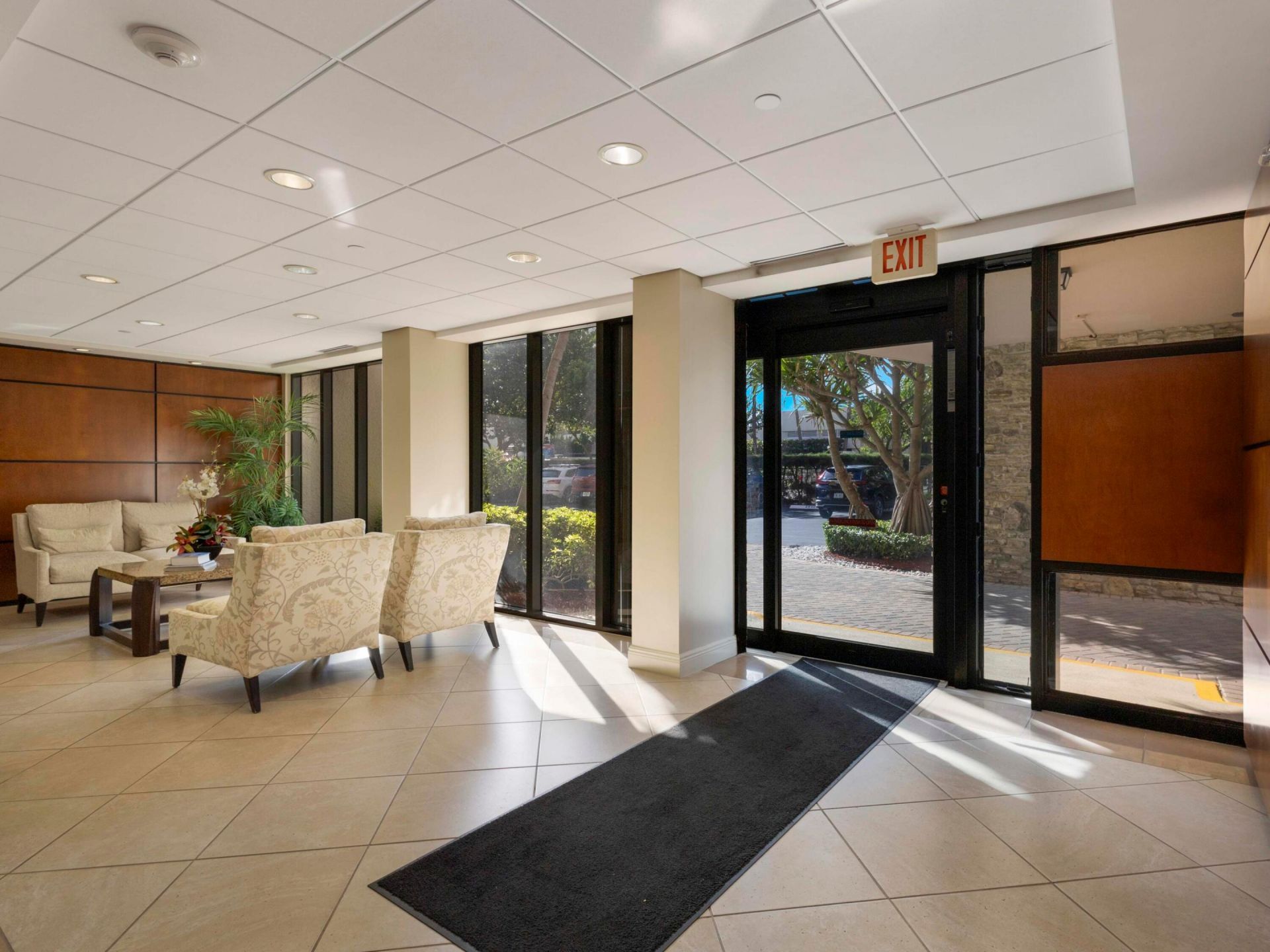 4200 N Ocean Drive, Unit 2-903, Singer Island, FL 33404 Photo