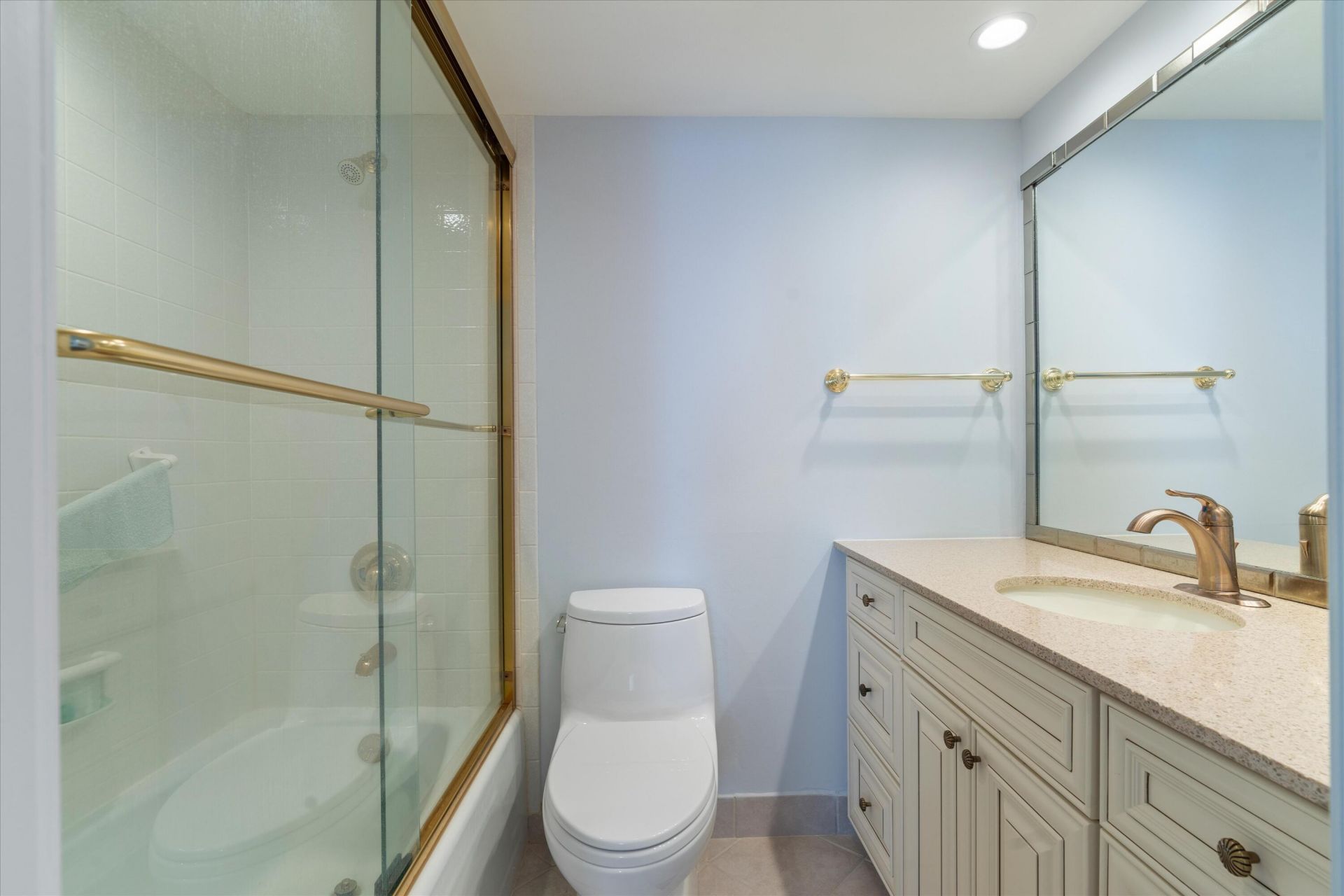 3310 S Ocean Boulevard, Unit 525-d, Highland Beach, FL 33487 Photo