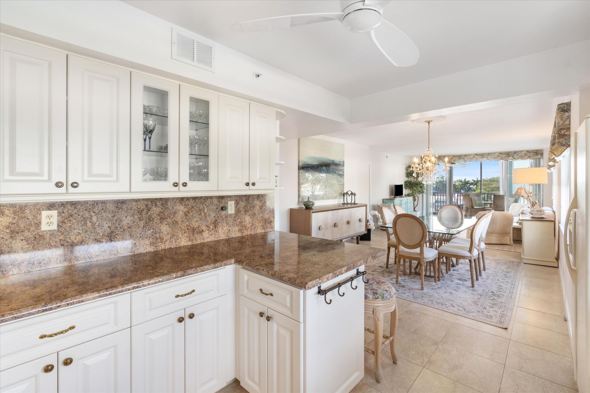 3310 S Ocean Boulevard, Unit 525-D, Highland Beach, FL 33487 Photo
