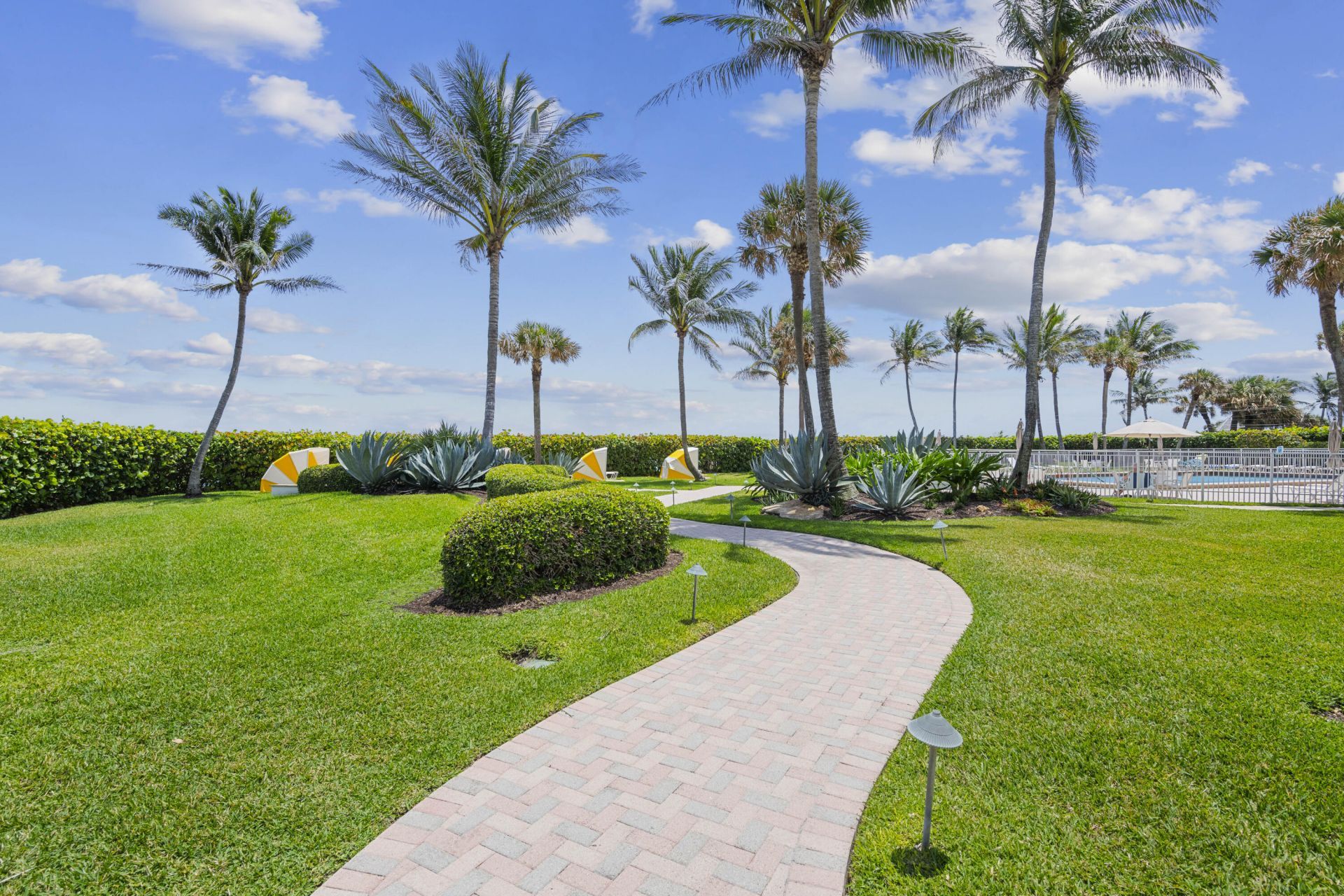 500 Ocean Drive, Unit E-8c, Juno Beach, FL 33408 Photo