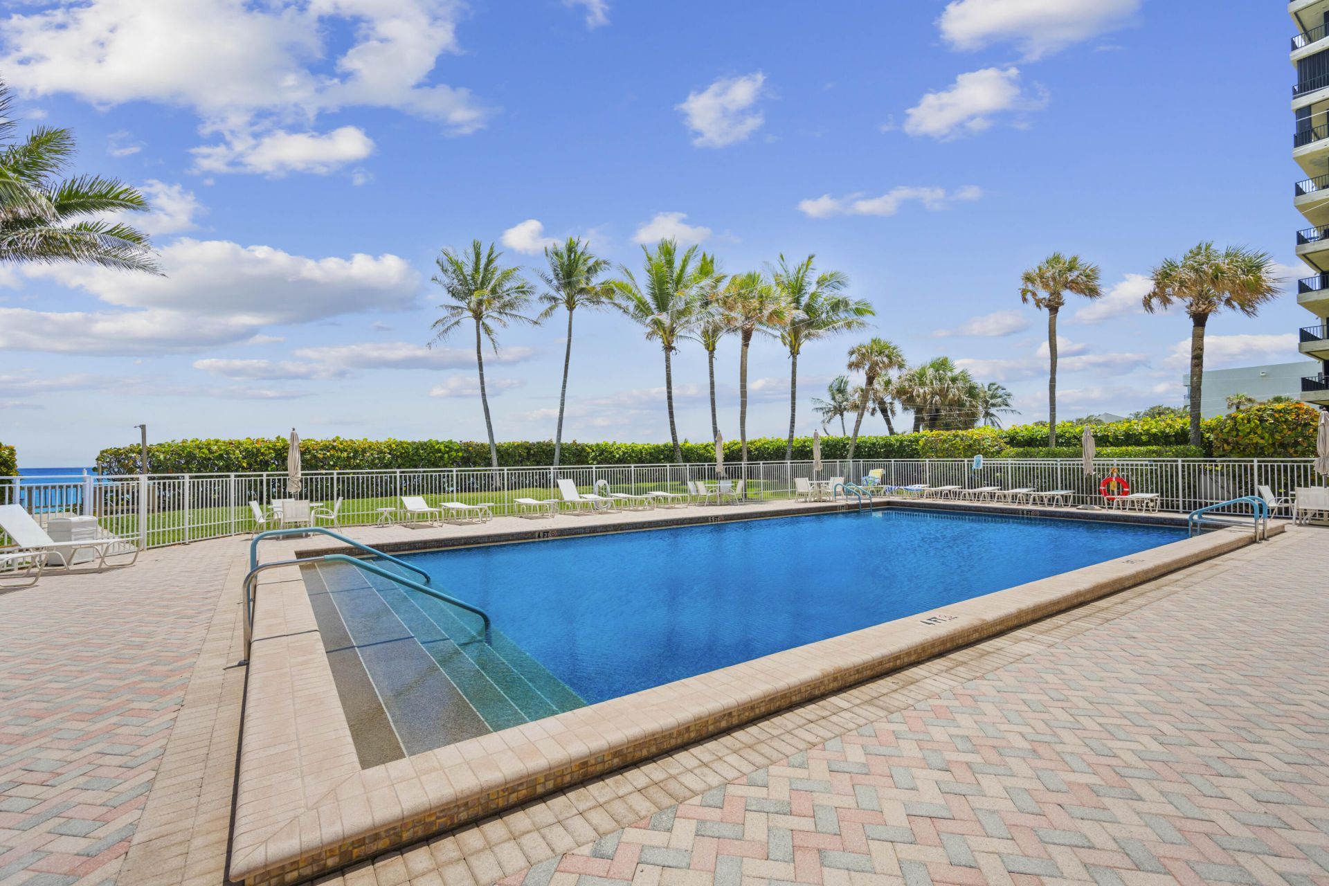 500 Ocean Drive, Unit E-8c, Juno Beach, FL 33408 Photo