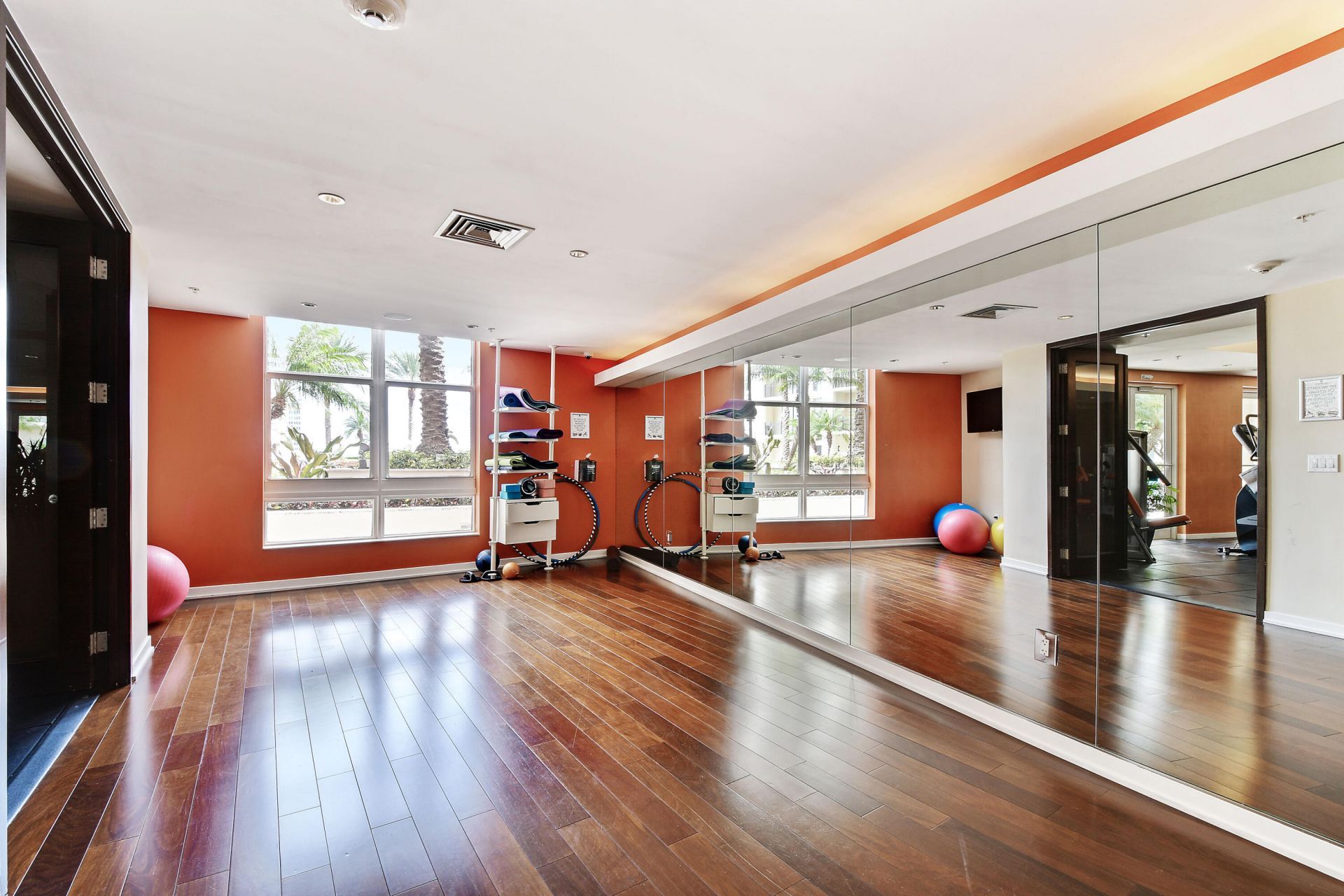 550 Okeechobee Boulevard, Unit 426, West Palm Beach, FL 33401 Photo