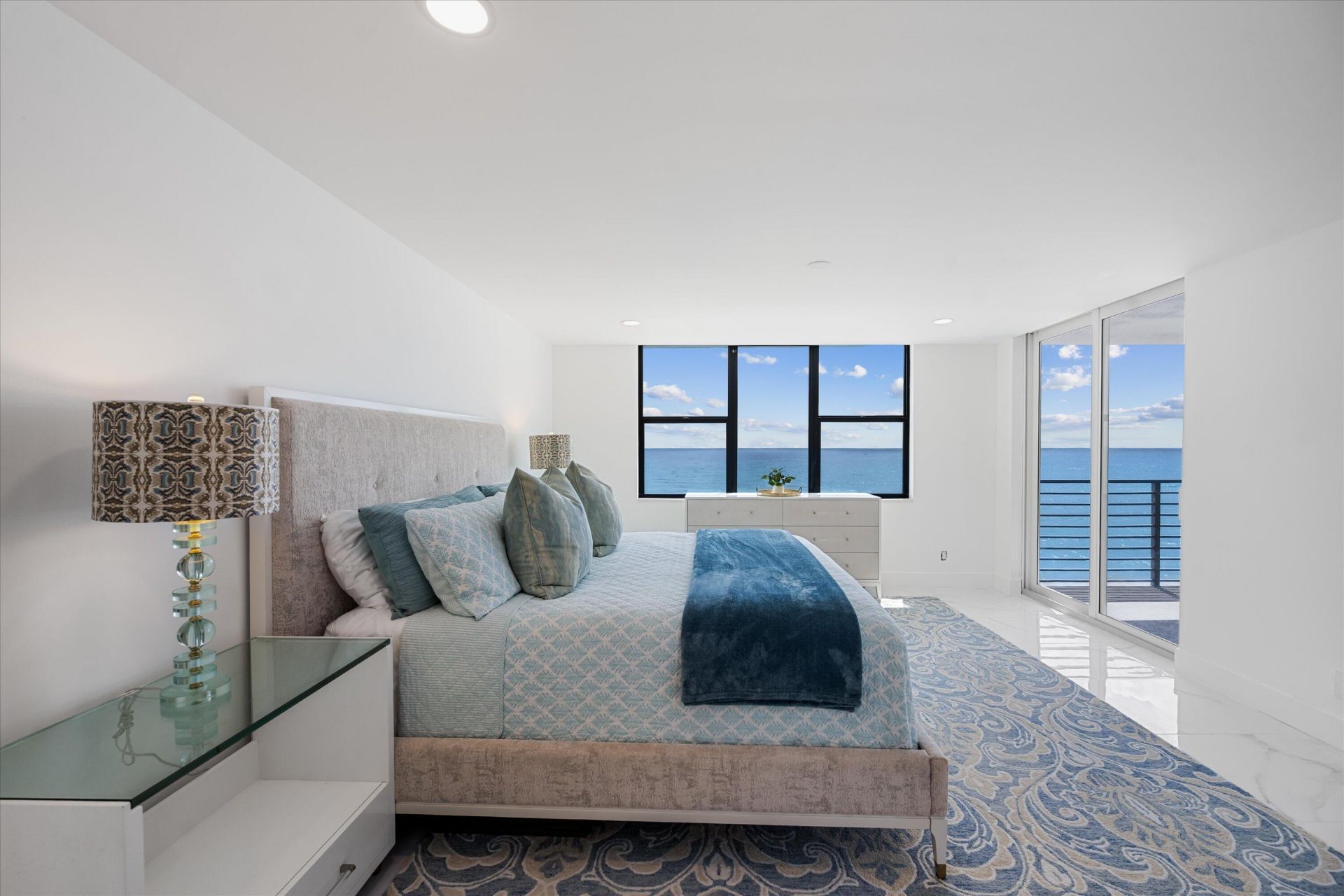 900 Ocean Drive, Unit 504, Juno Beach, FL 33408 Photo