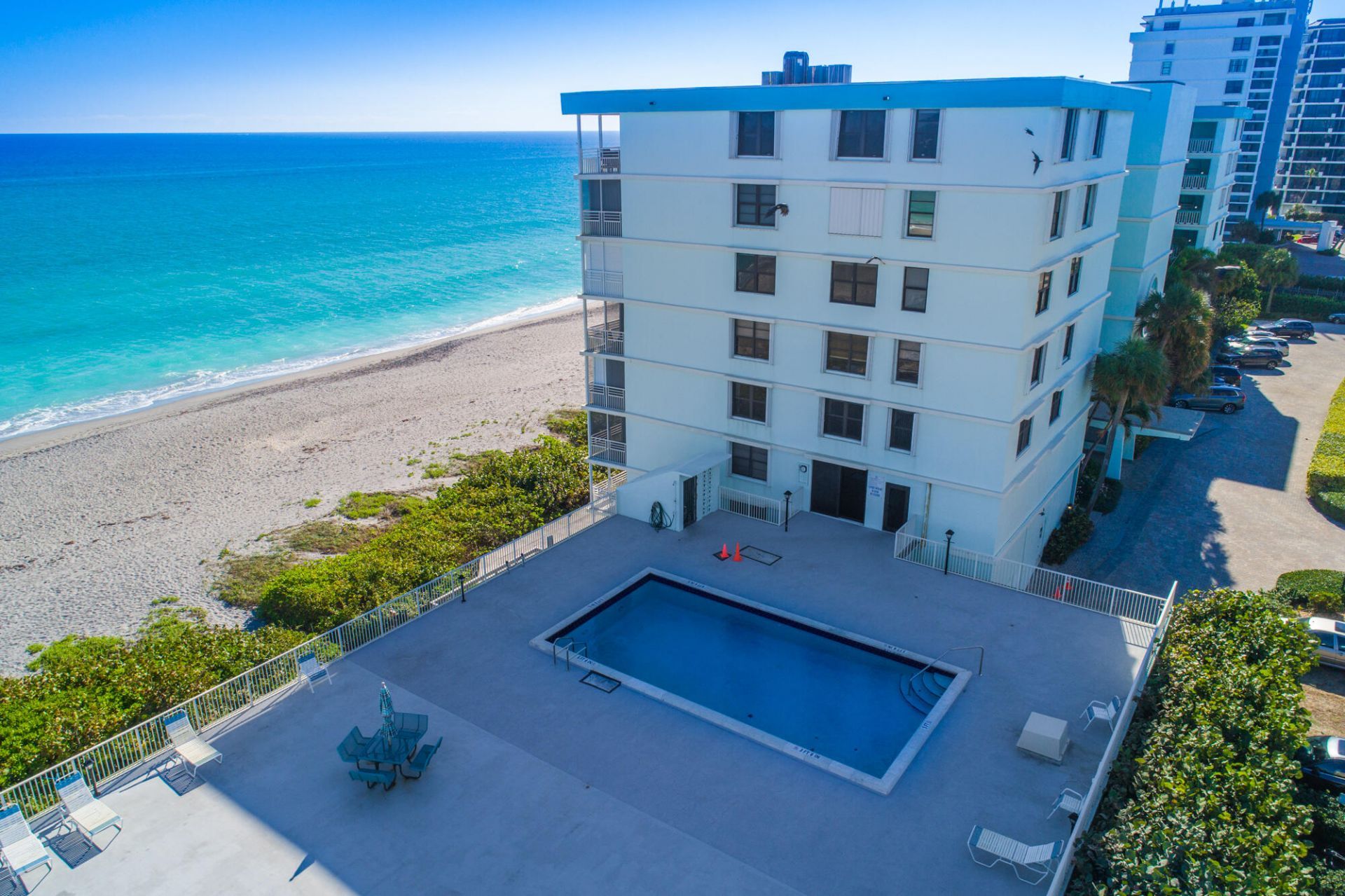 900 Ocean Drive, Unit 504, Juno Beach, FL 33408 Photo