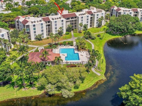 1915 Lavers Circle, Unit E103, Delray Beach, FL 33444