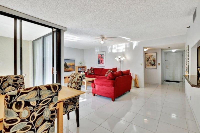 1915 Lavers Circle, Unit E103, Delray Beach, FL 33444 Photo