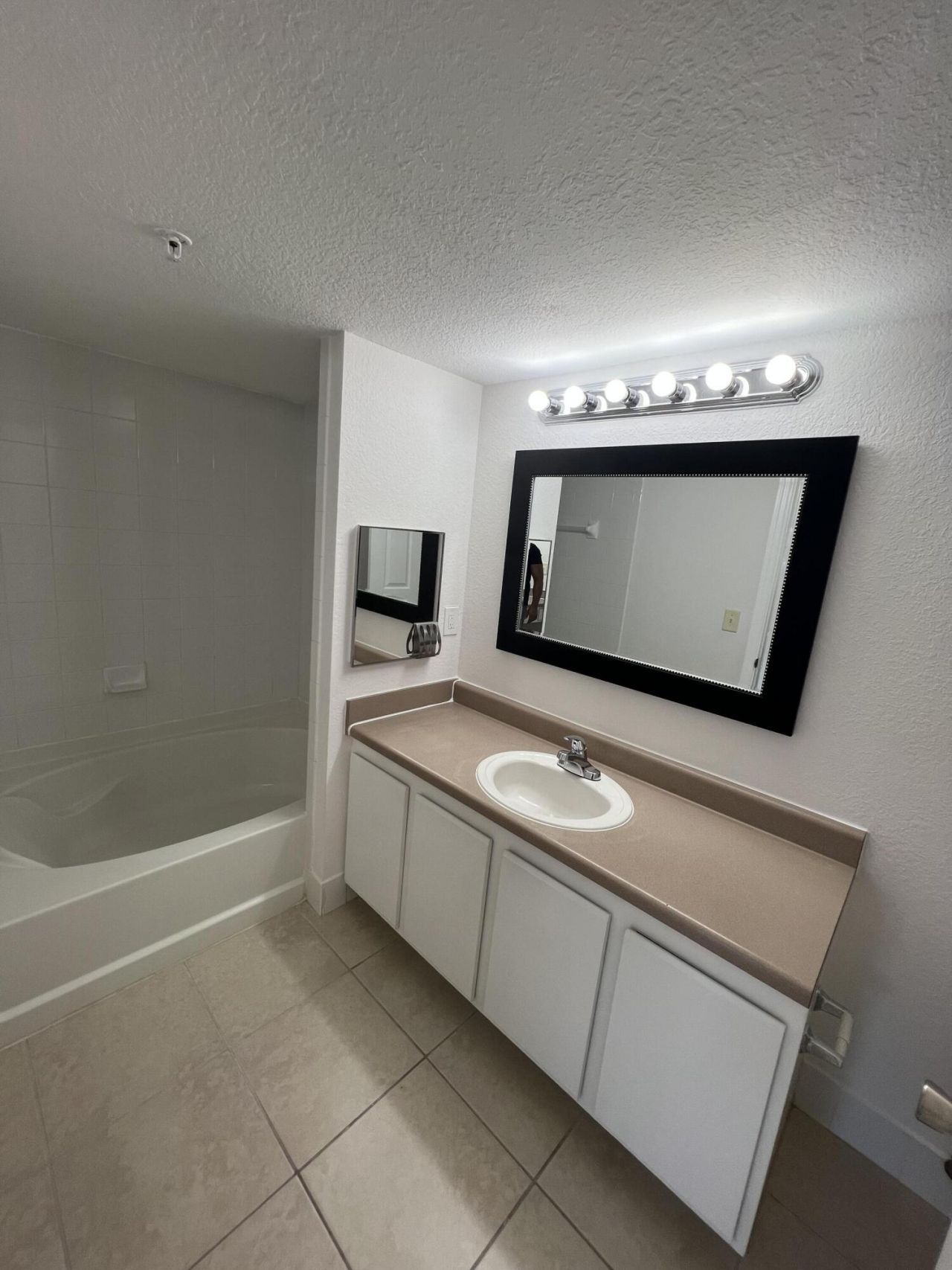 161 SW Palm 107 Drive, Unit 107, Port Saint Lucie, FL 34986 Photo