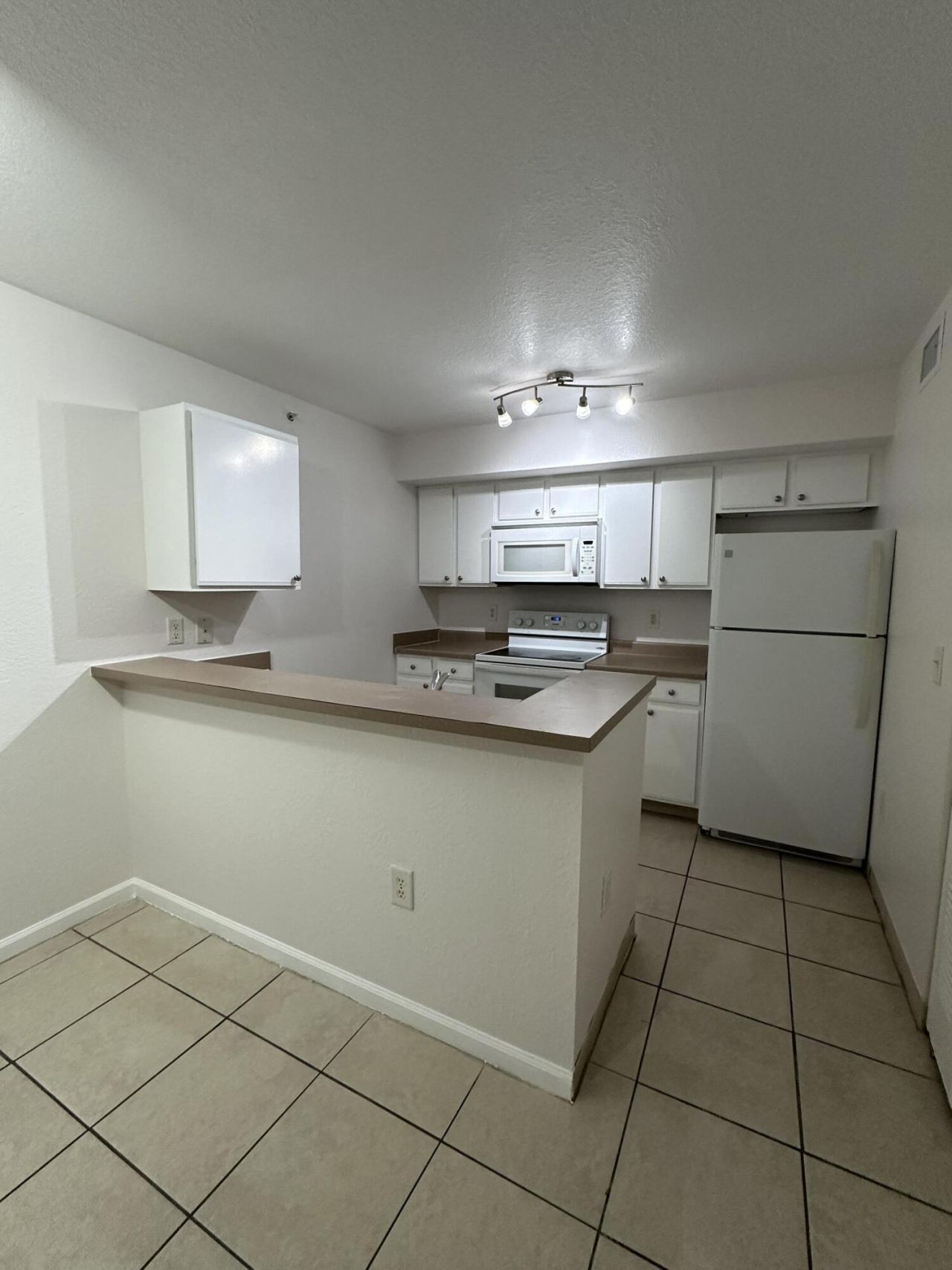 161 SW Palm 107 Drive, Unit 107, Port Saint Lucie, FL 34986 Photo