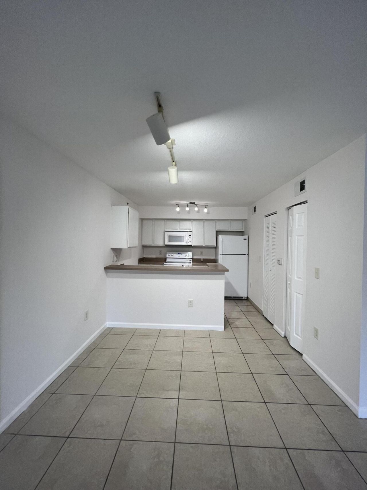 161 SW Palm 107 Drive, Unit 107, Port Saint Lucie, FL 34986 Photo
