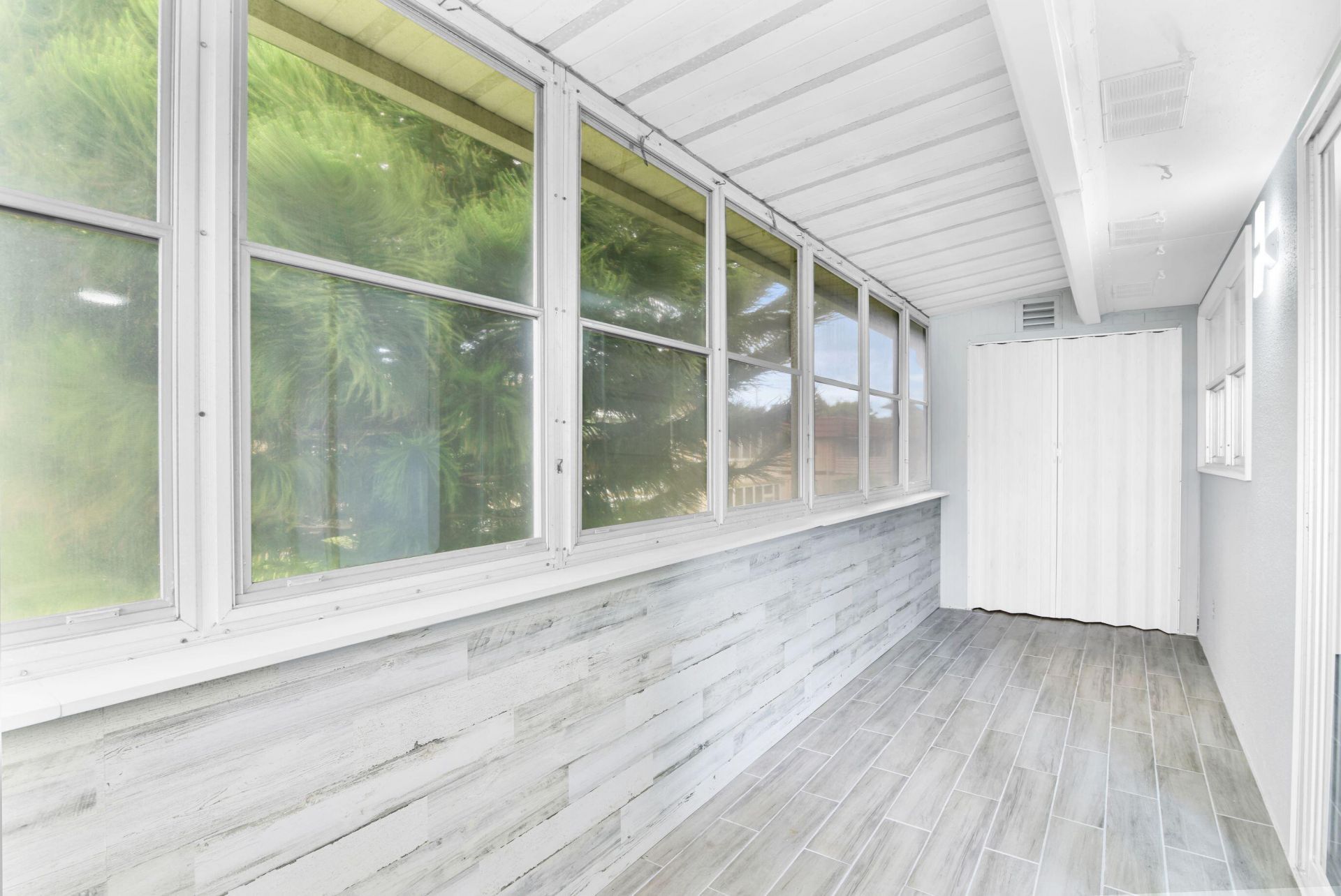 277 Brittany, Unit F, Delray Beach, FL 33446 Photo