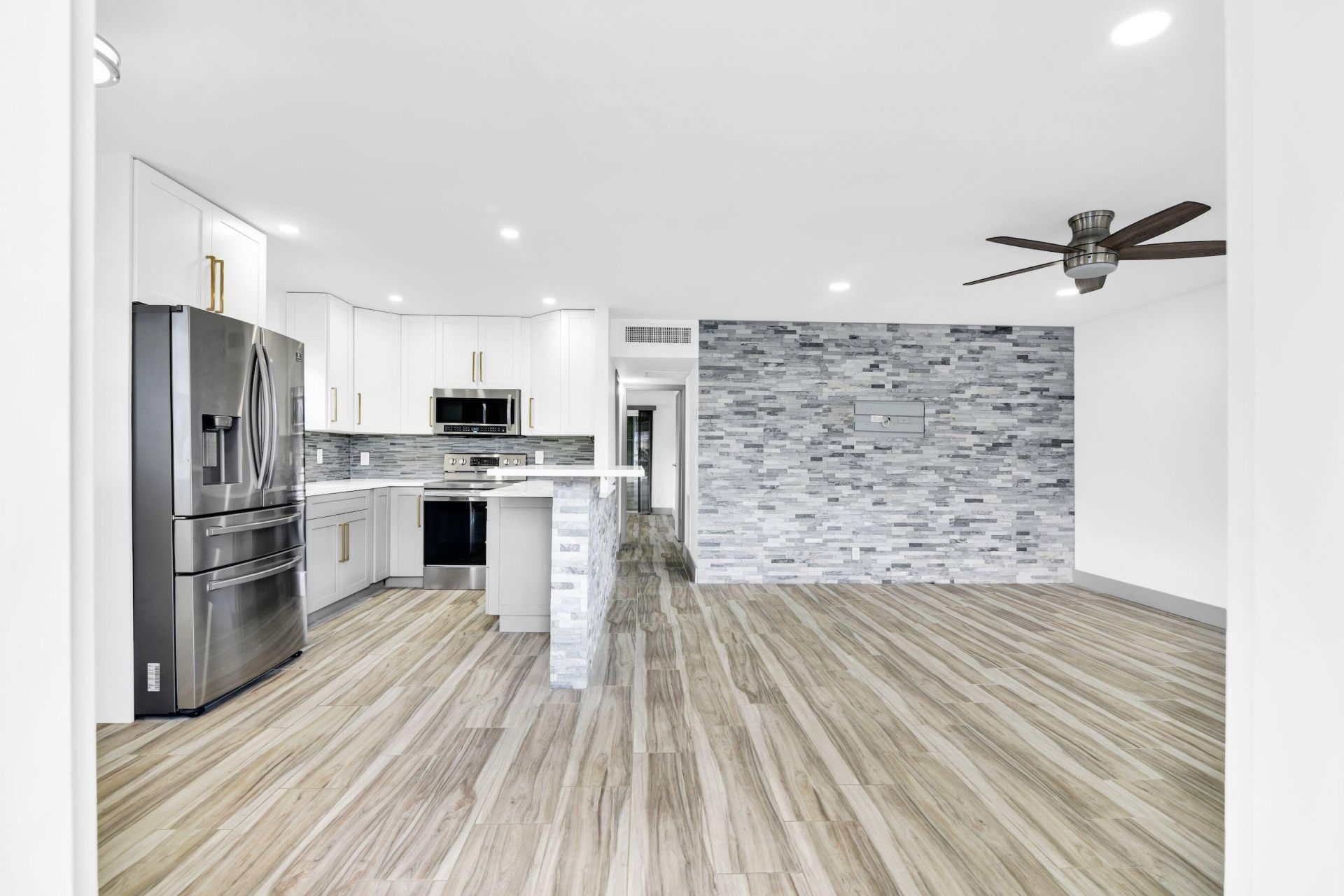 277 Brittany, Unit F, Delray Beach, FL 33446 Photo