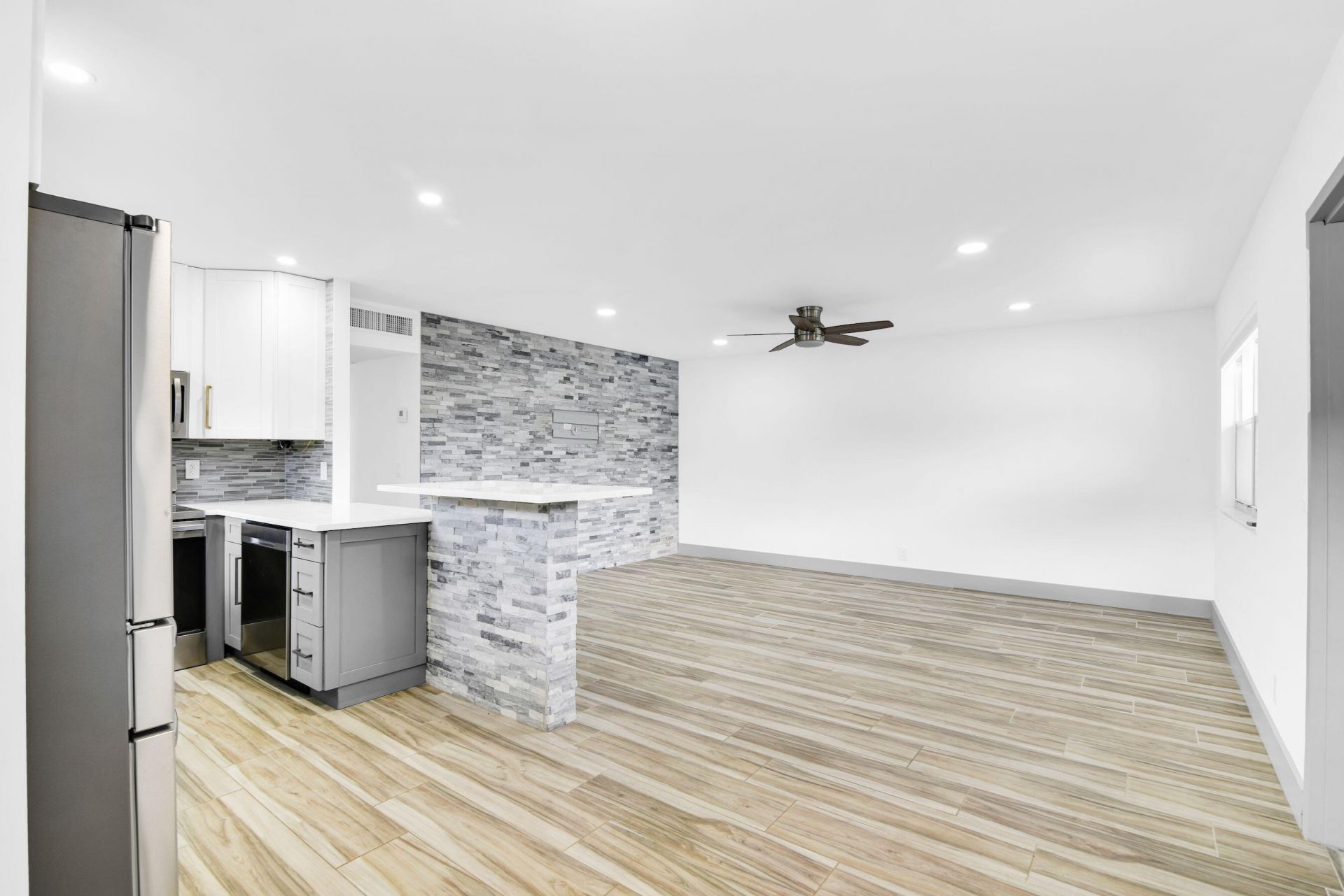 277 Brittany, Unit F, Delray Beach, FL 33446 Photo