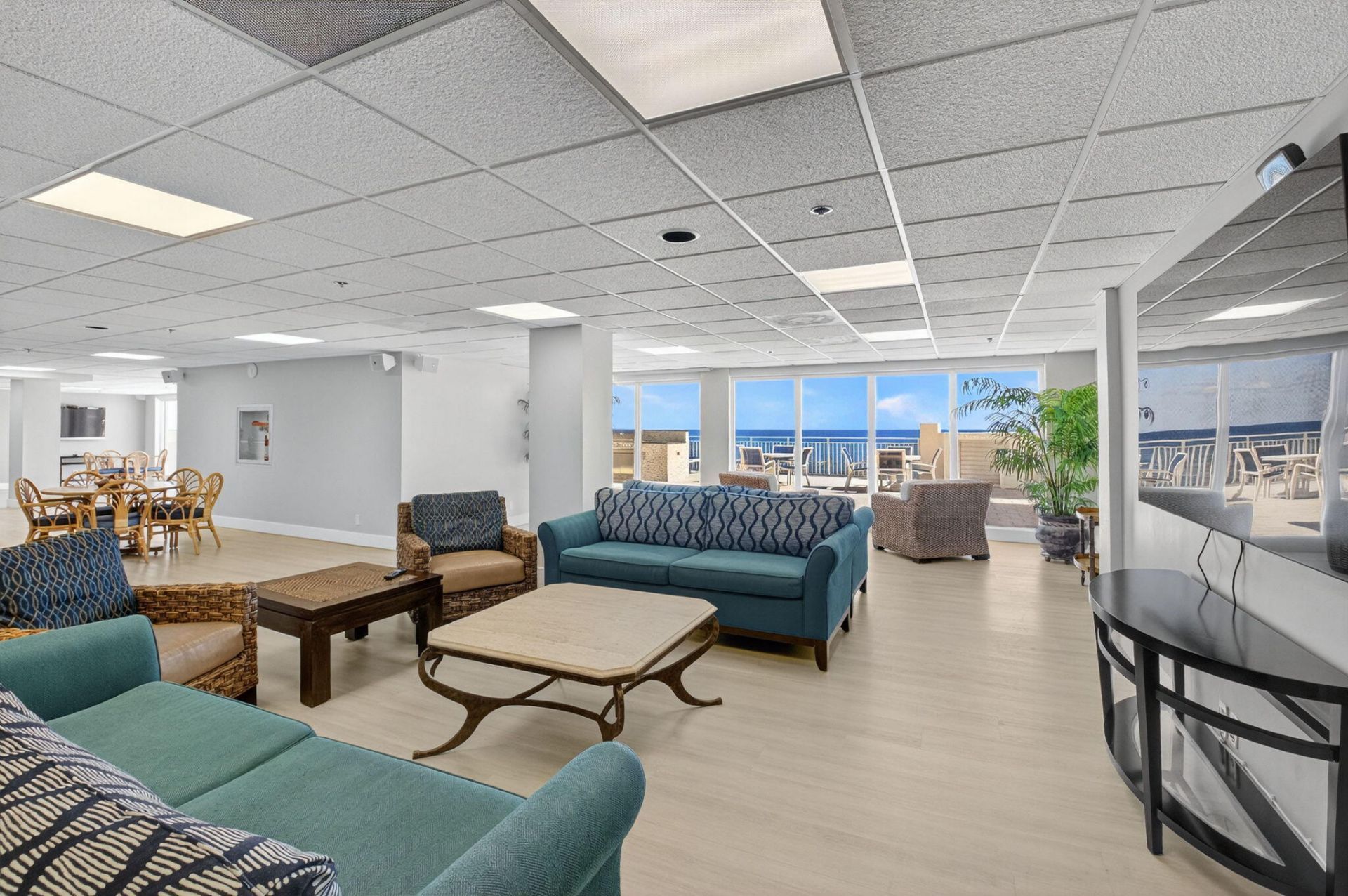 4511 S Ocean Boulevard, Unit 807, Highland Beach, FL 33487 Photo