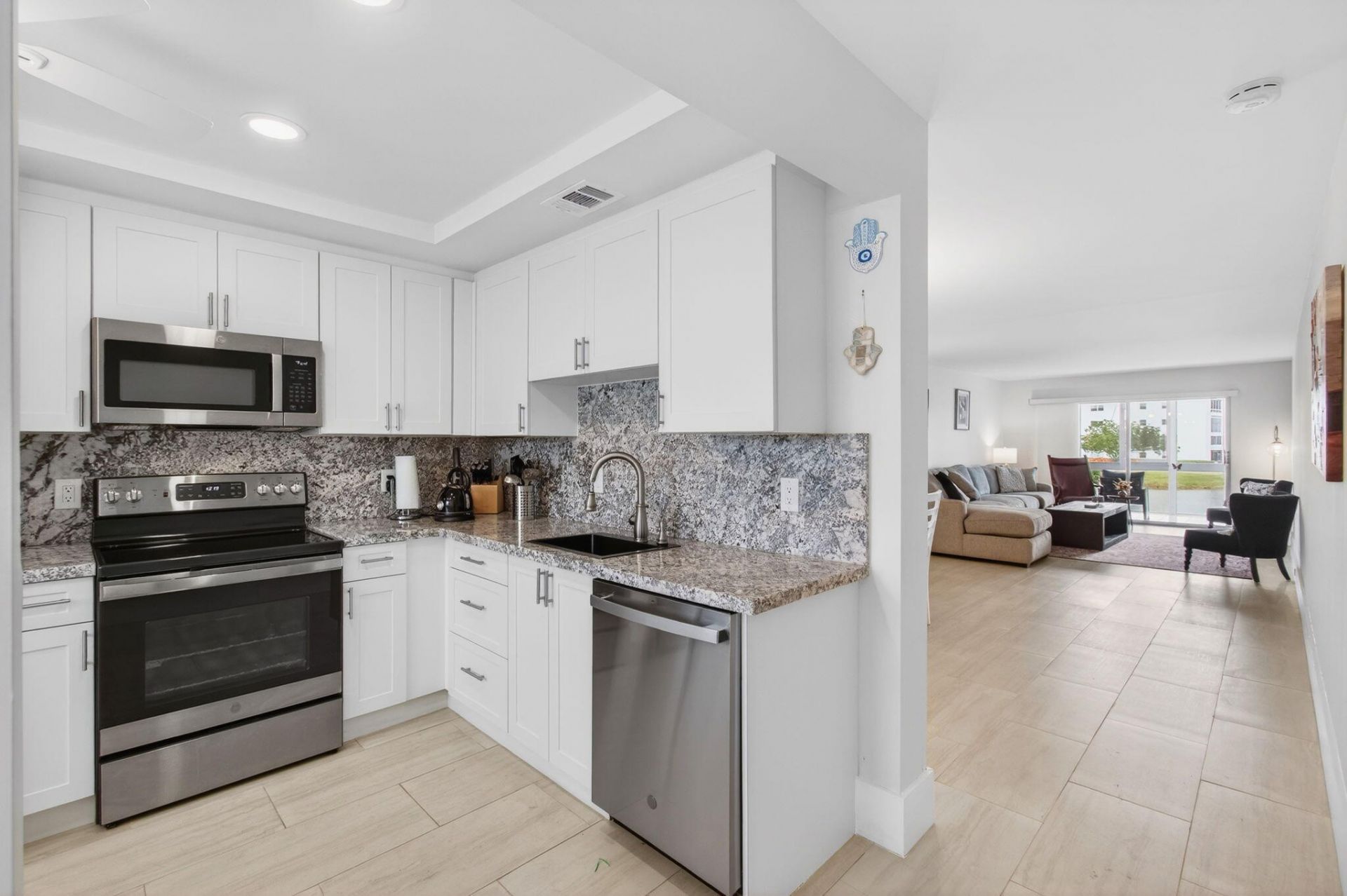 2054 Exeter C, Boca Raton, FL 33434 Photo