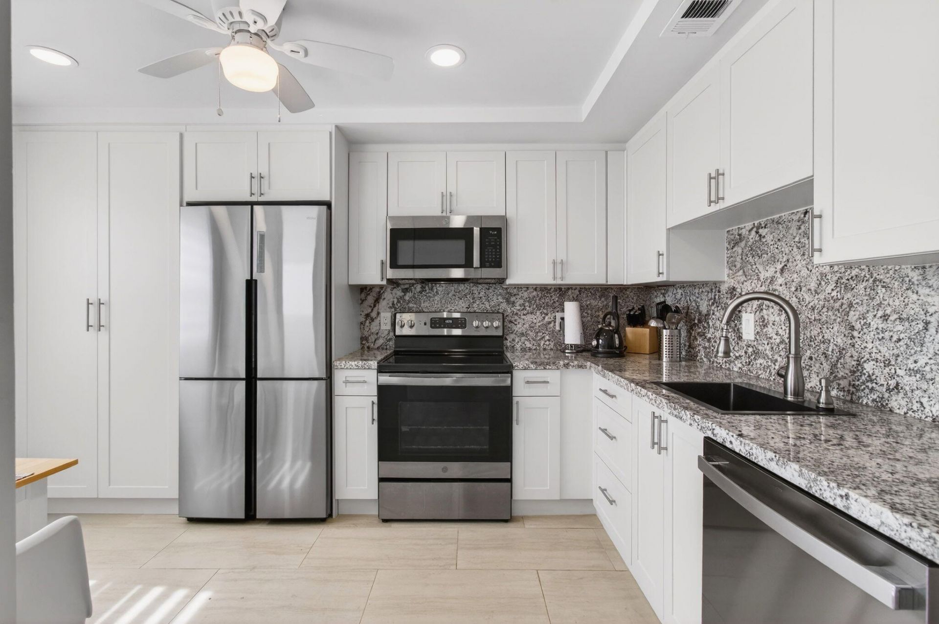 2054 Exeter C, Boca Raton, FL 33434 Photo