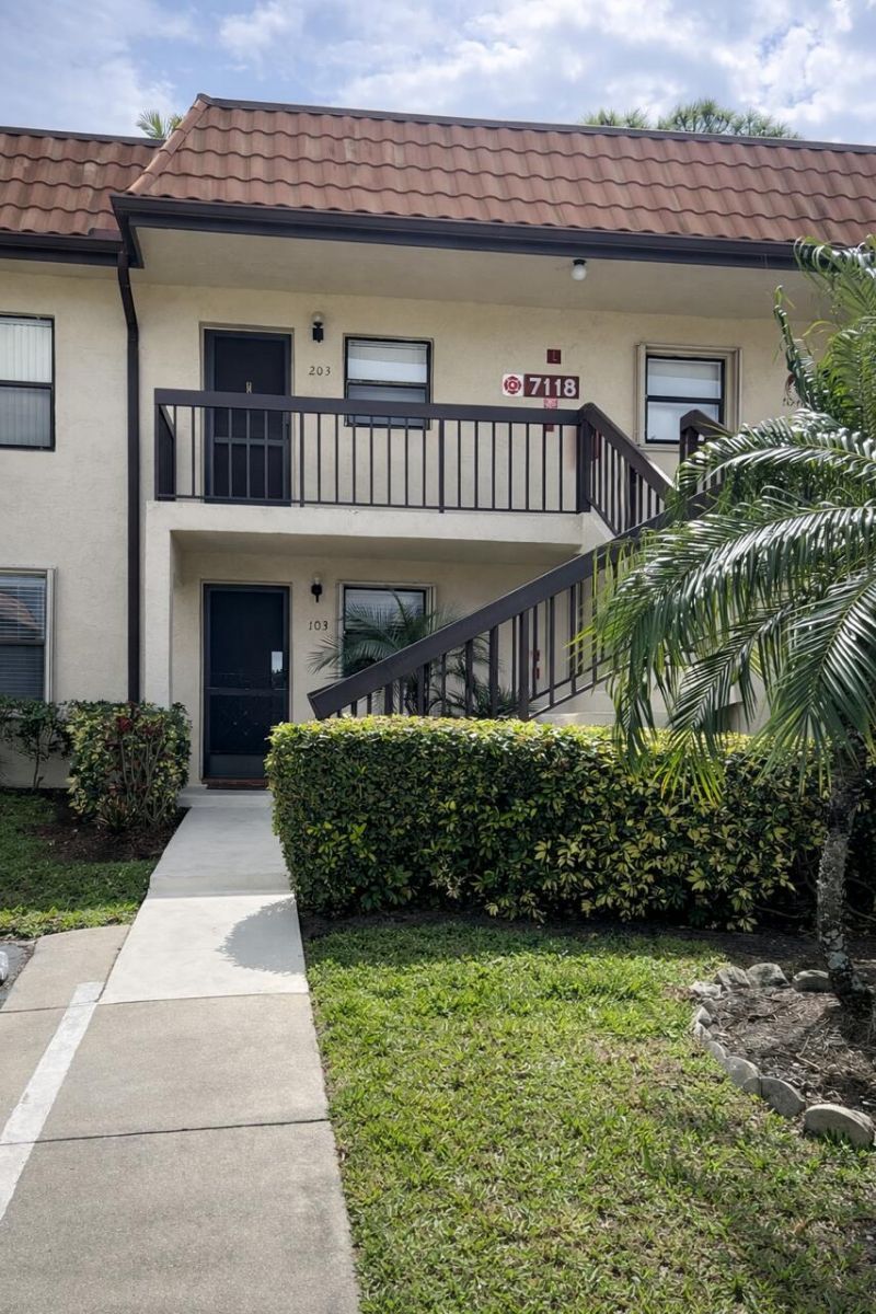 7118 Golf Colony Court, Unit 103, Lake Worth, FL 33467 Photo