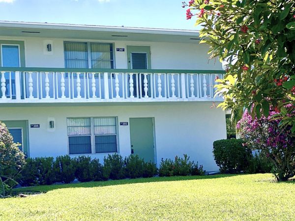 397 Markham R, Deerfield Beach, FL 33442