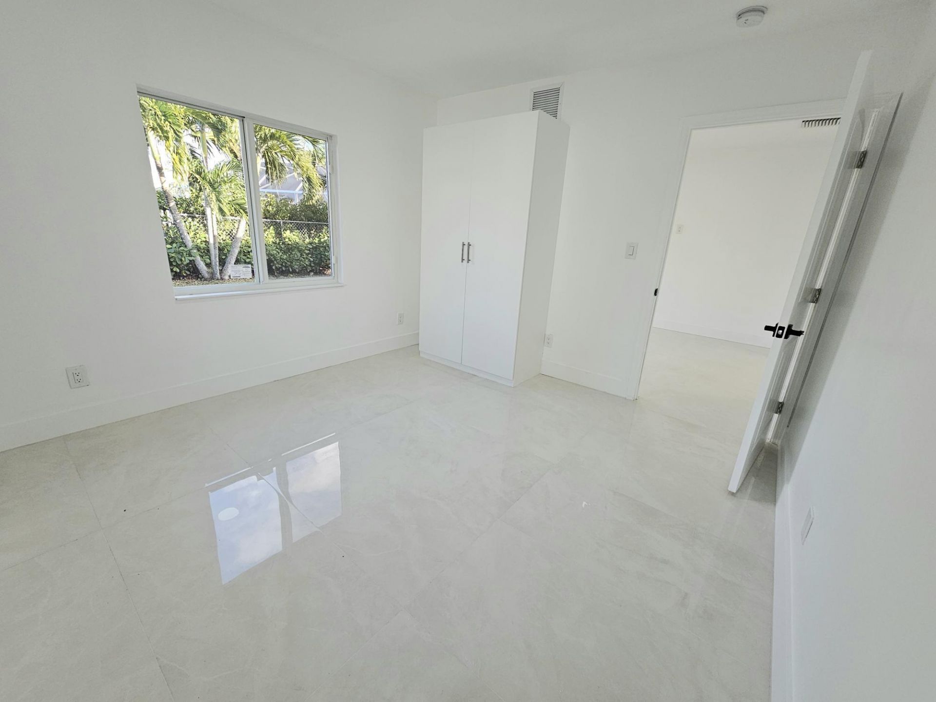 7304 Westwood Drive, Tamarac, FL 33321 Photo