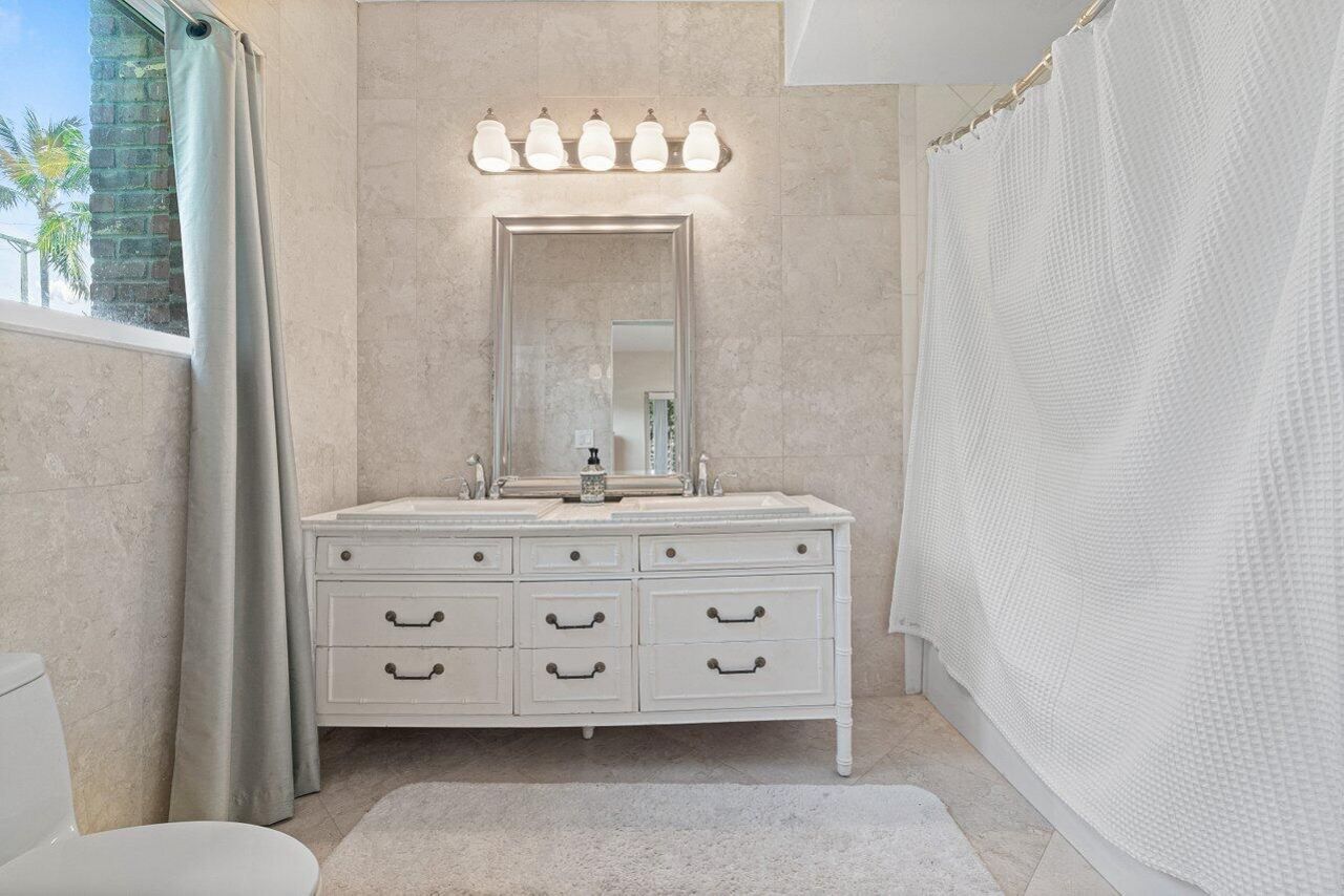 3 Ocean Lane, Palm Beach, FL 33480 Photo