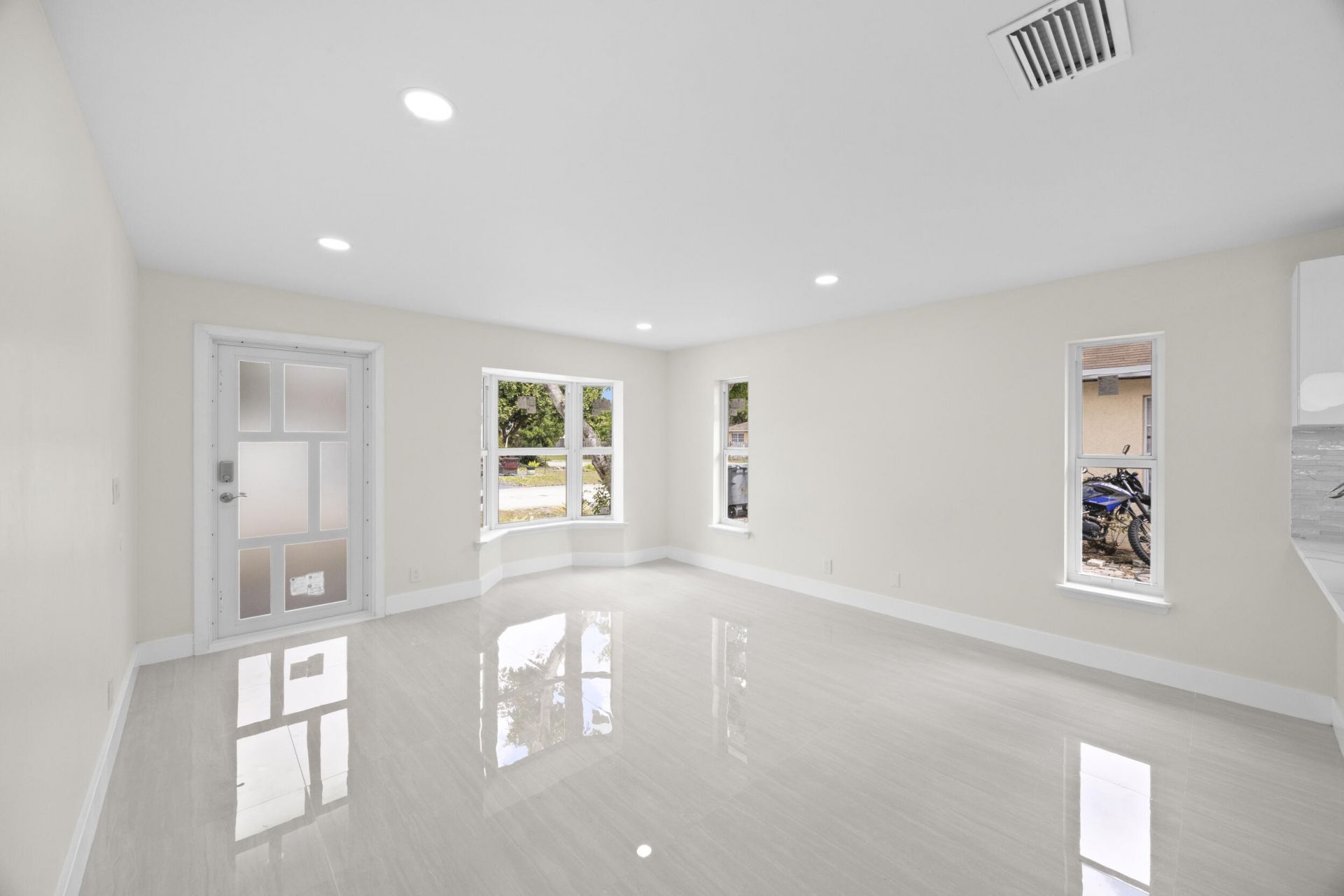 5664 Boynton Crescent, Boynton Beach, FL 33437 Photo