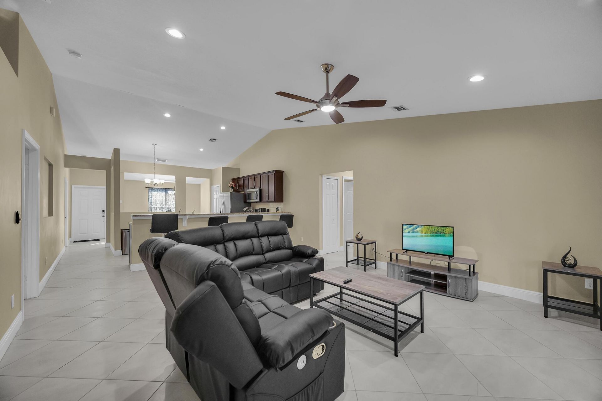 1037 SW Payne Avenue, Port Saint Lucie, FL 34953 Photo