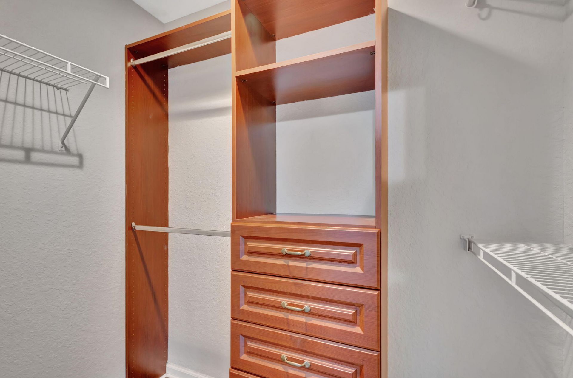 1620 Presidential Way, Unit 110, West Palm Beach, FL 33401 Photo