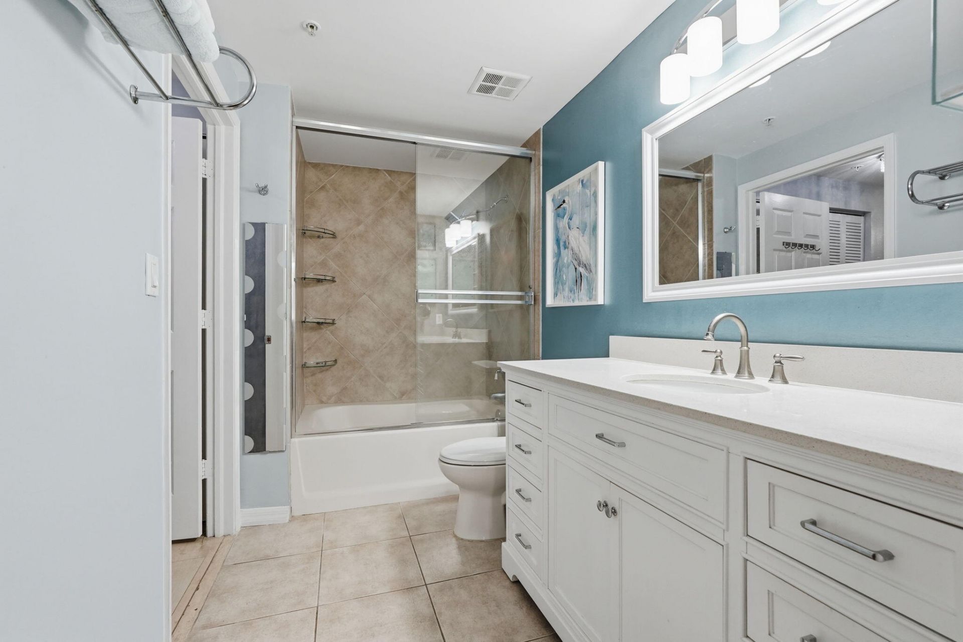 802 W Windward Way, Unit 304, Lantana, FL 33462 Photo