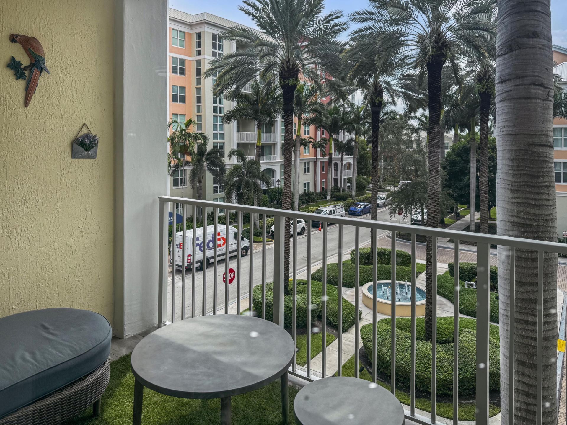 802 W Windward Way, Unit 304, Lantana, FL 33462 Photo