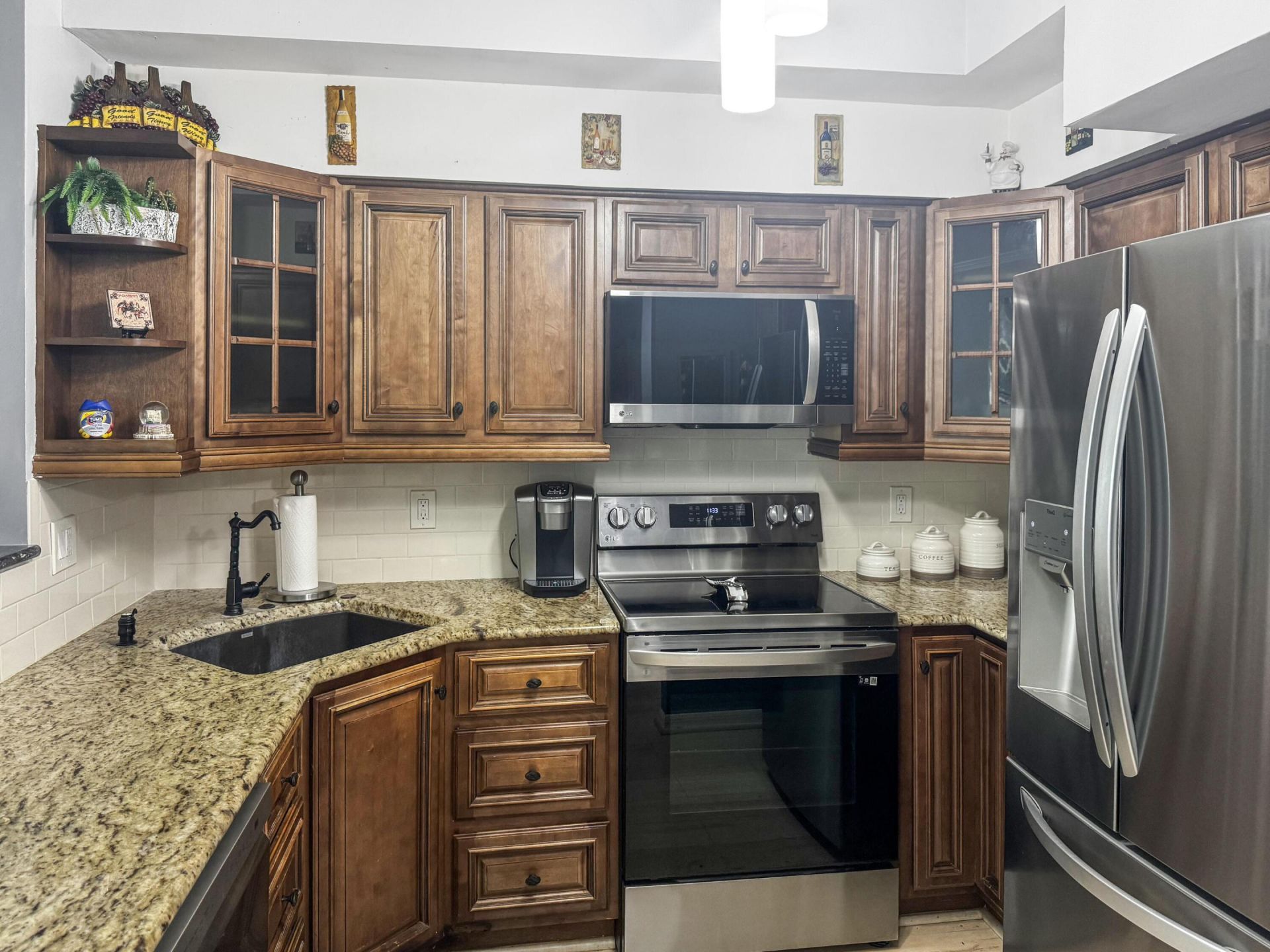 802 W Windward Way, Unit 304, Lantana, FL 33462 Photo