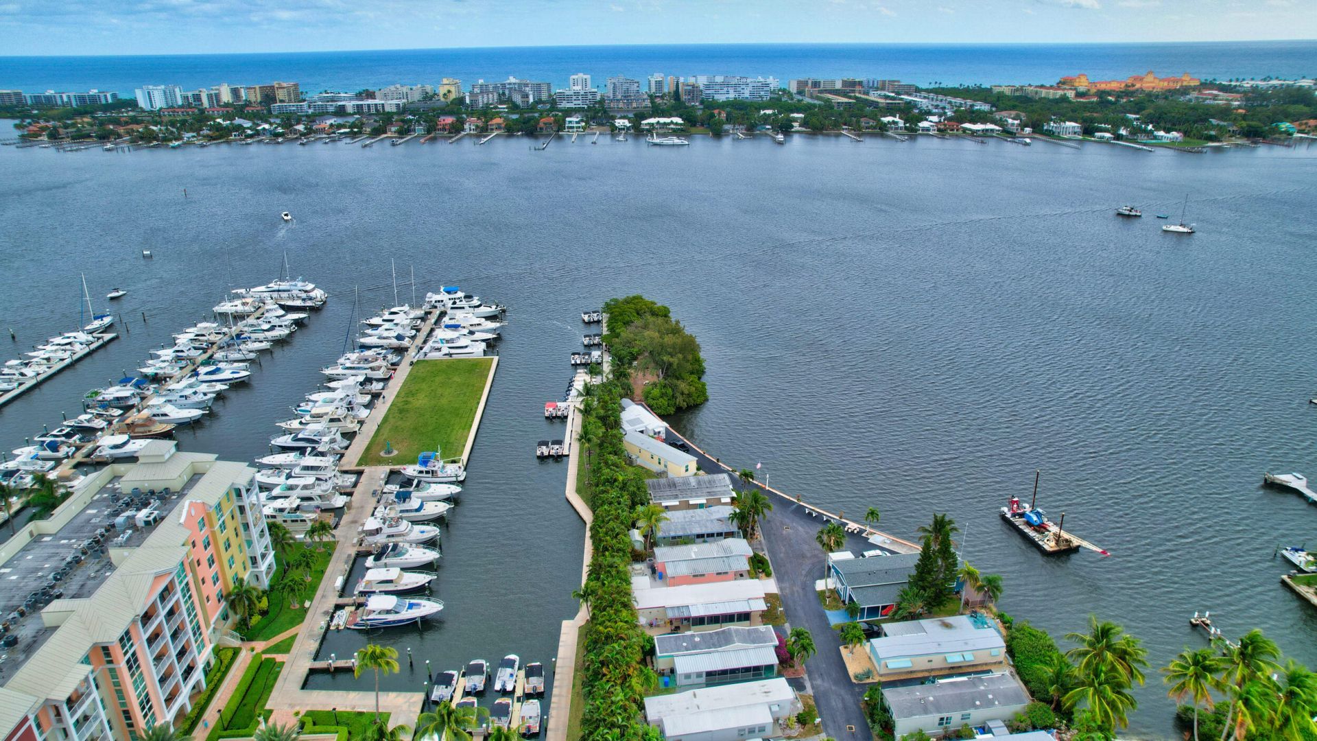 802 W Windward Way, Unit 304, Lantana, FL 33462 Photo