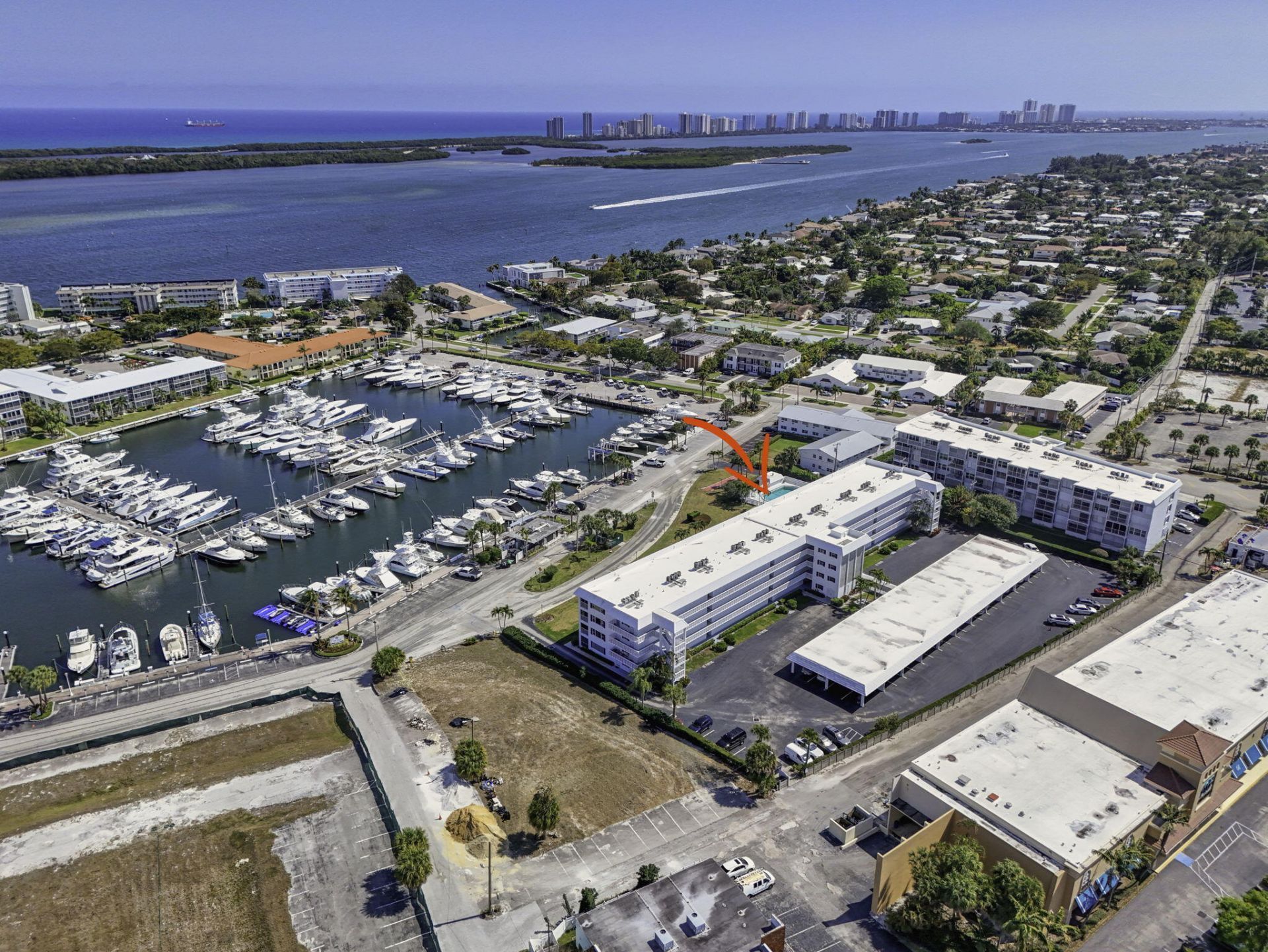 907 Marina Drive, Unit 404, North Palm Beach, FL 33408 Photo