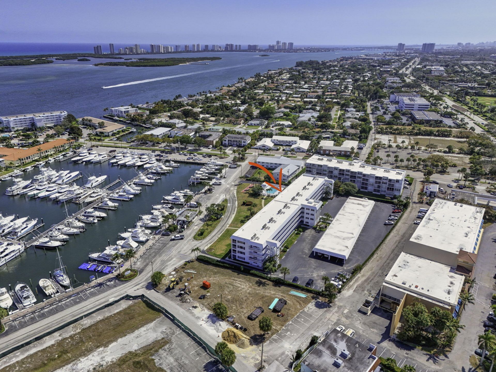 907 Marina Drive, Unit 404, North Palm Beach, FL 33408 Photo