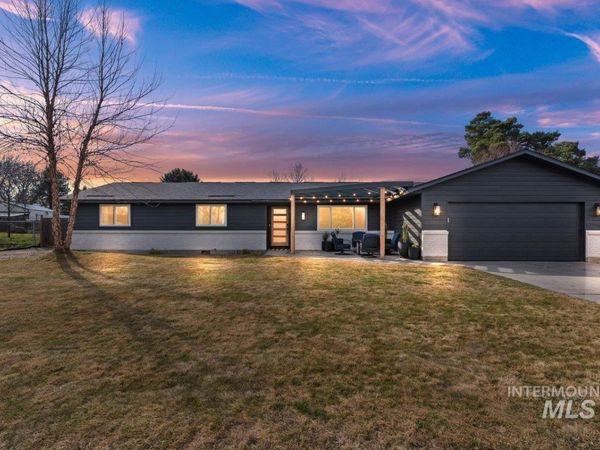 9147 W Wallowa Ct, Boise, ID 83709