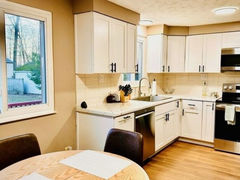 7666 Micawber , Warren, OH 44484 Photo 3