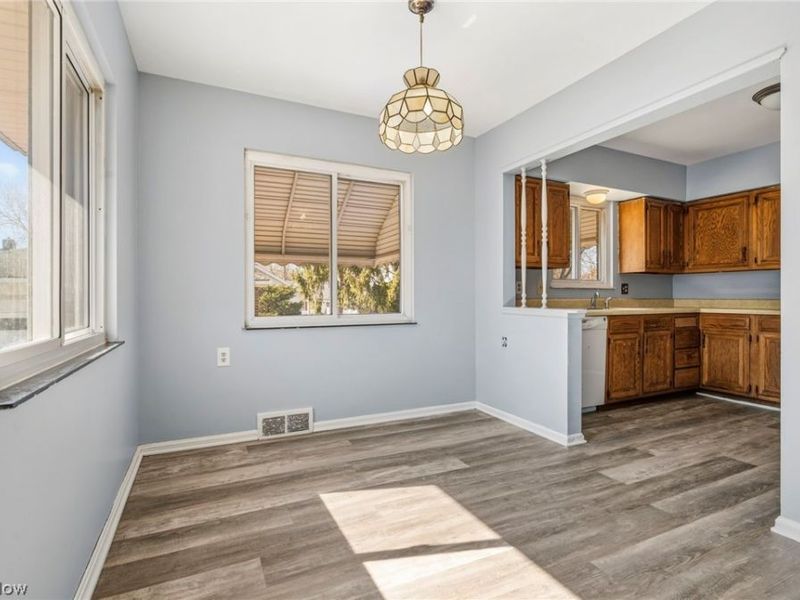 2340 10th Street , Cuyahoga Falls, OH 44221 Photo 10