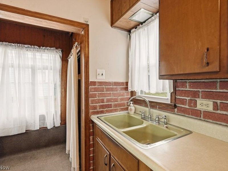 1119 Mount Vernon Avenue , Akron, OH 44310 Photo 15